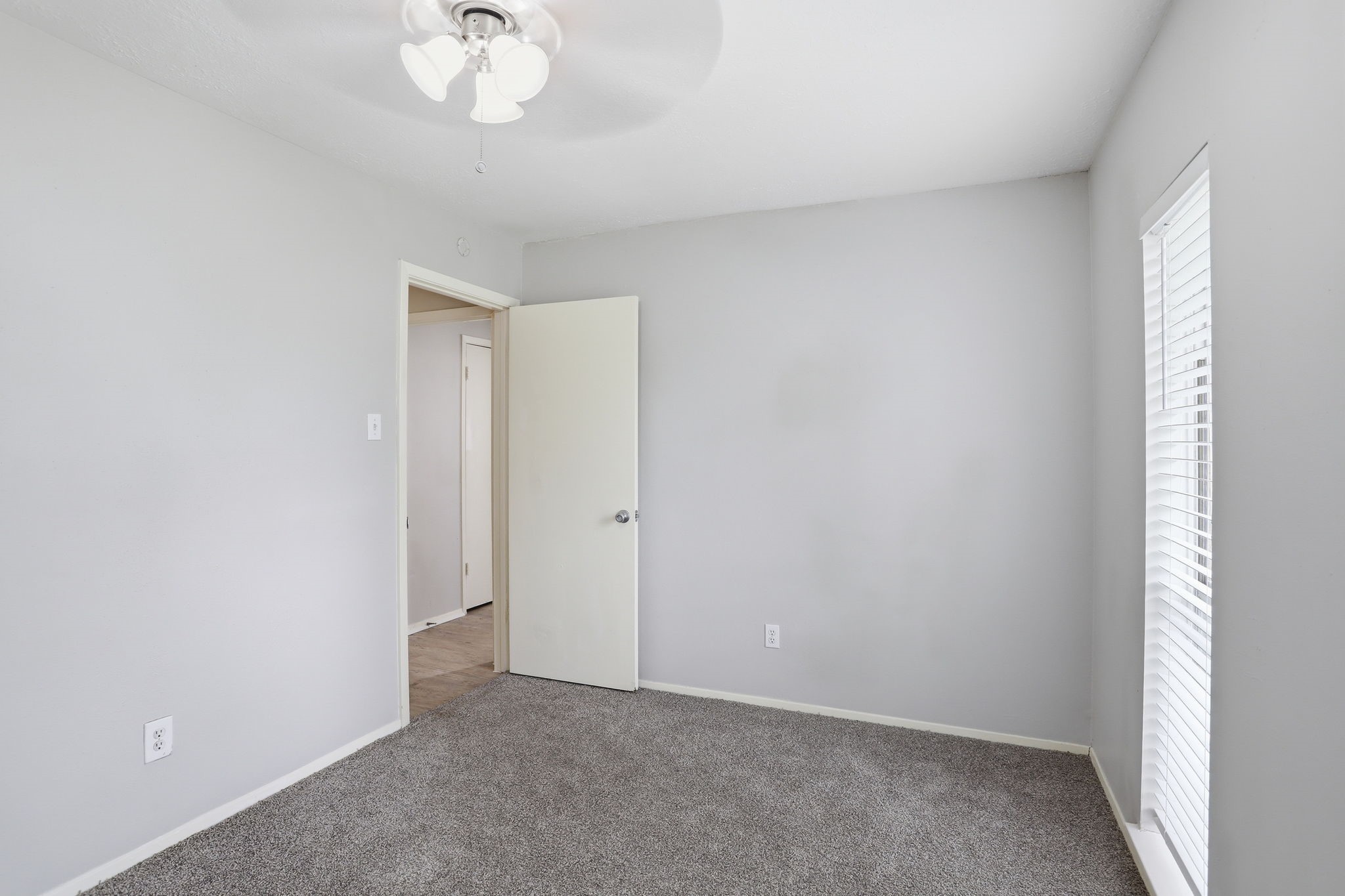 12614 Chiswick Road Property Photo 27