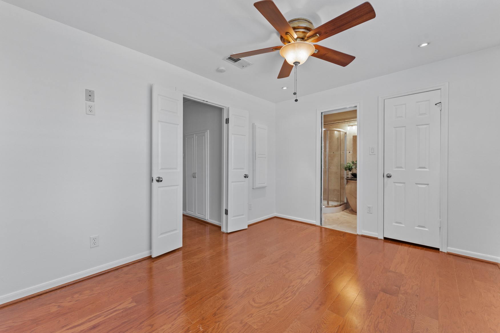 3300 Bellefontaine Street 42 Property Photo 16