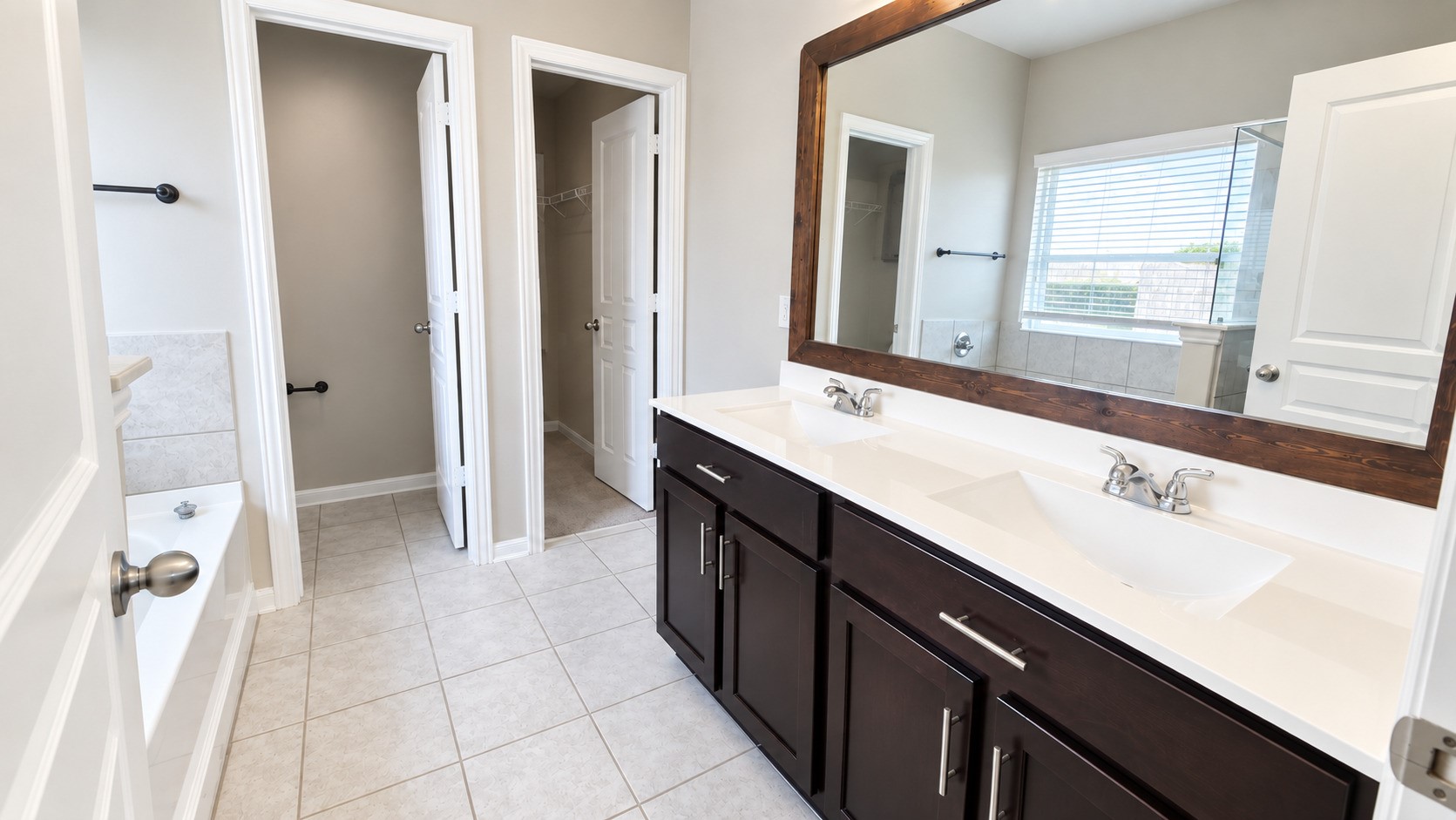 2306 Red Slate Drive Property Photo 6