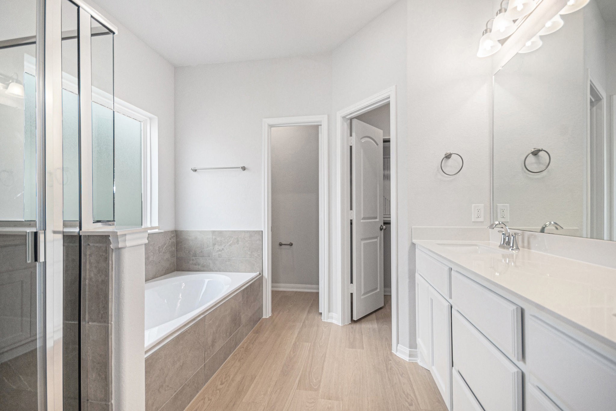 3743 Crawford Street Property Photo 21