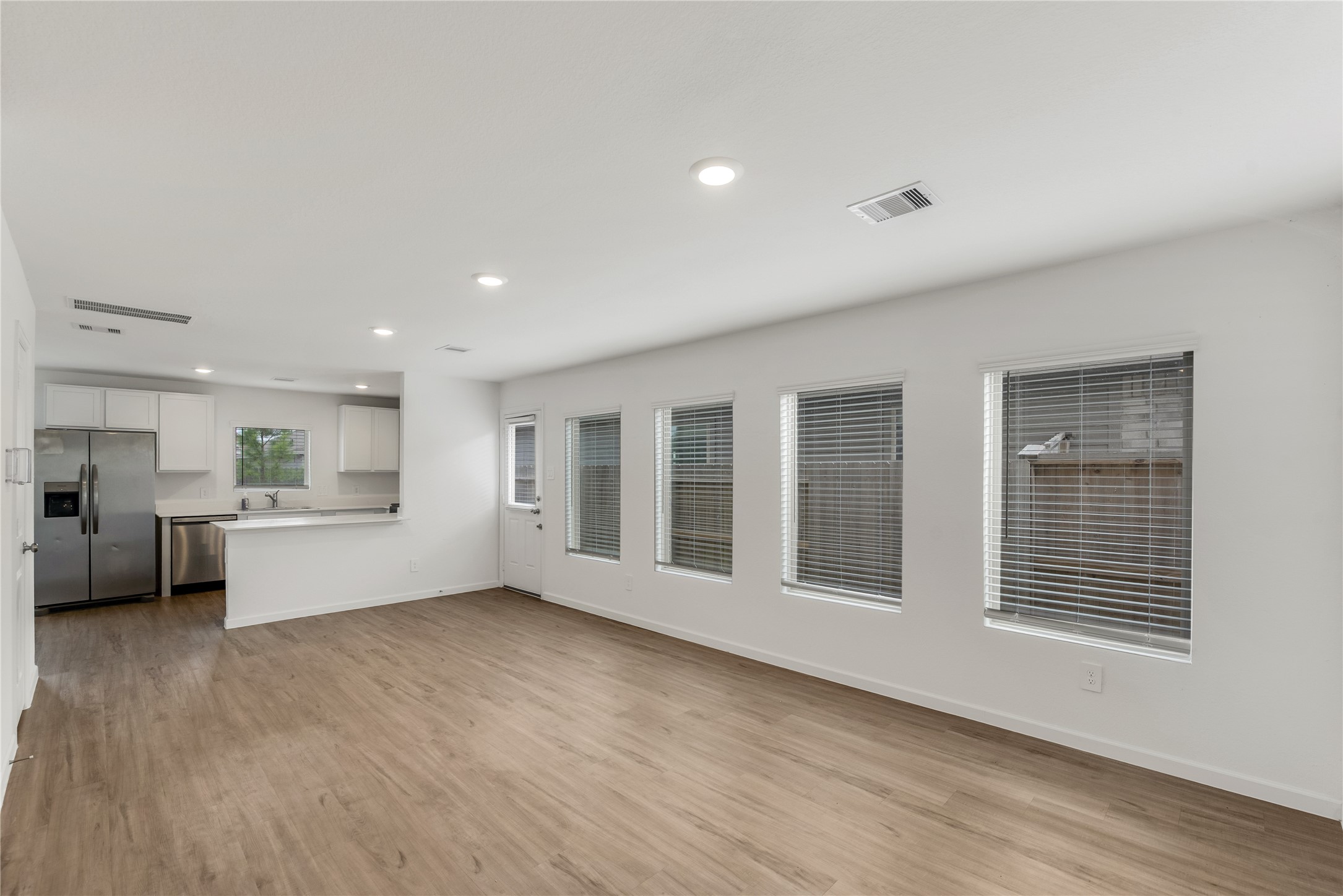 2741 Cadiz Bay Drive Property Photo 10