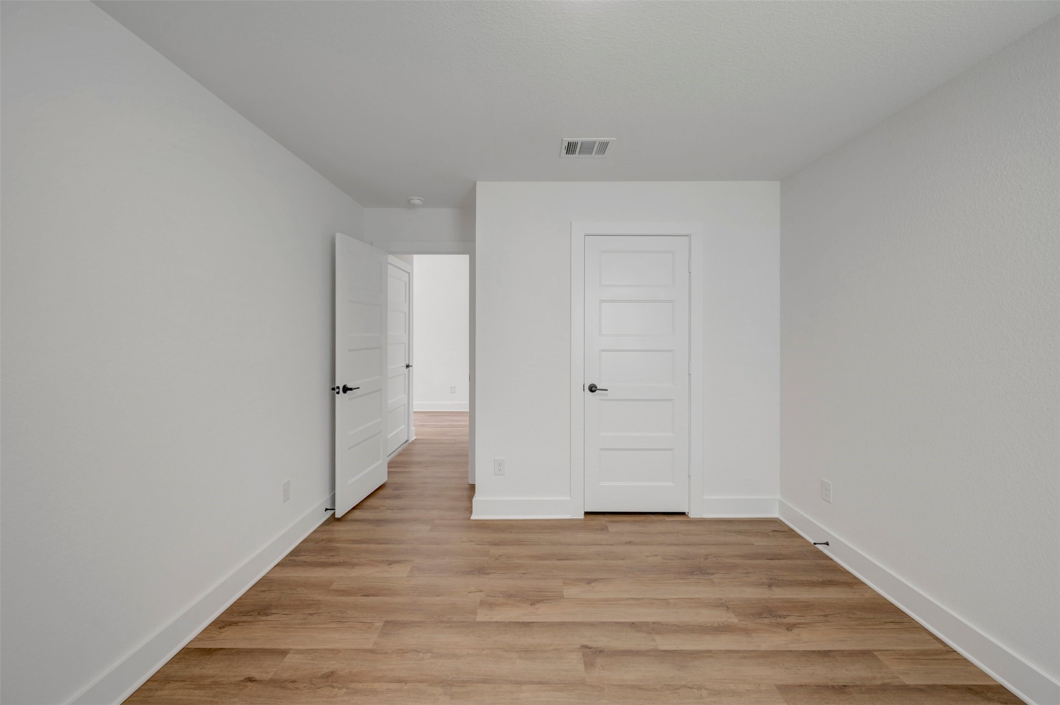 1815 Sleeping Hills Drive Property Photo 22