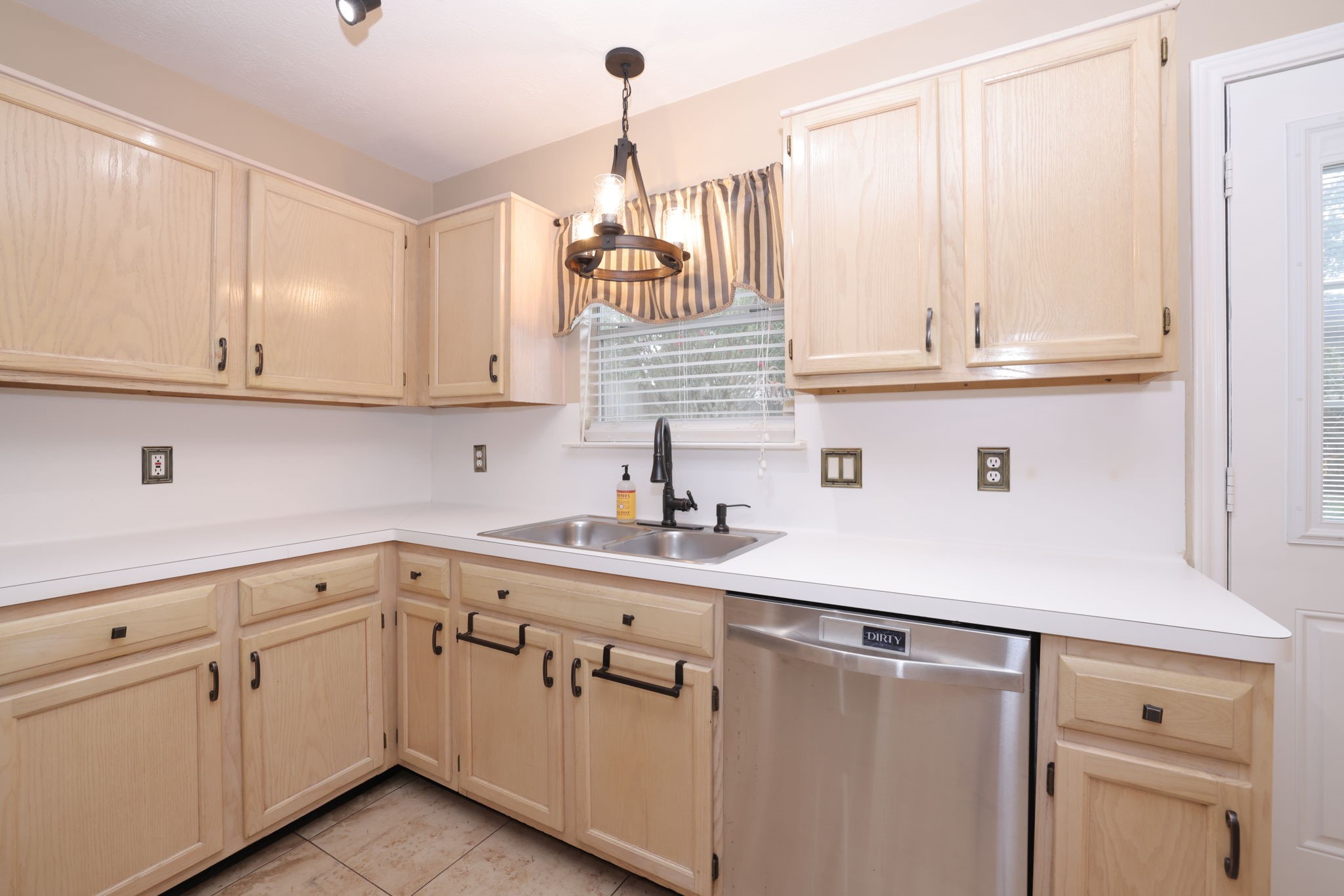 18635 Twigsworth Lane Property Photo 18