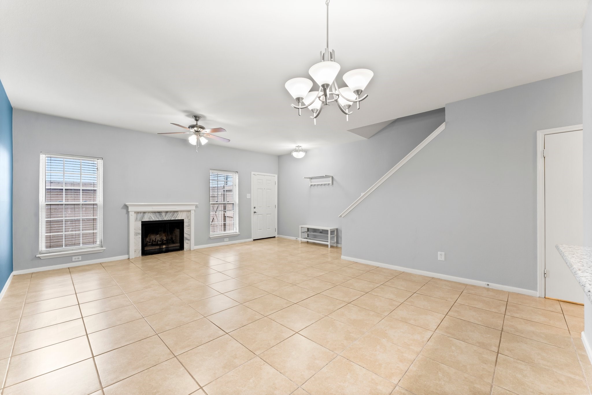 3254 Holly Hall Street 3254 Property Photo 5