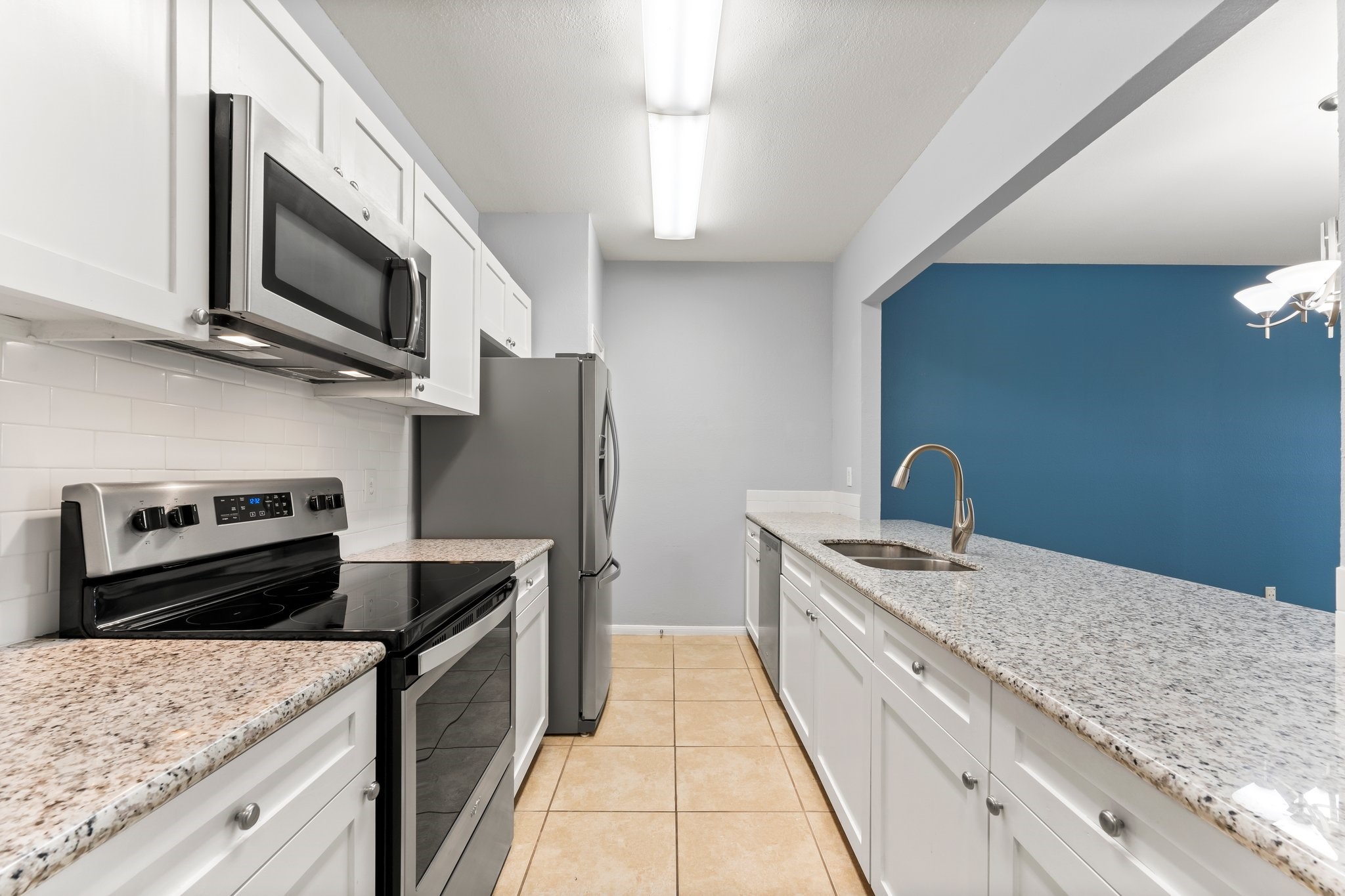 3254 Holly Hall Street 3254 Property Photo 7