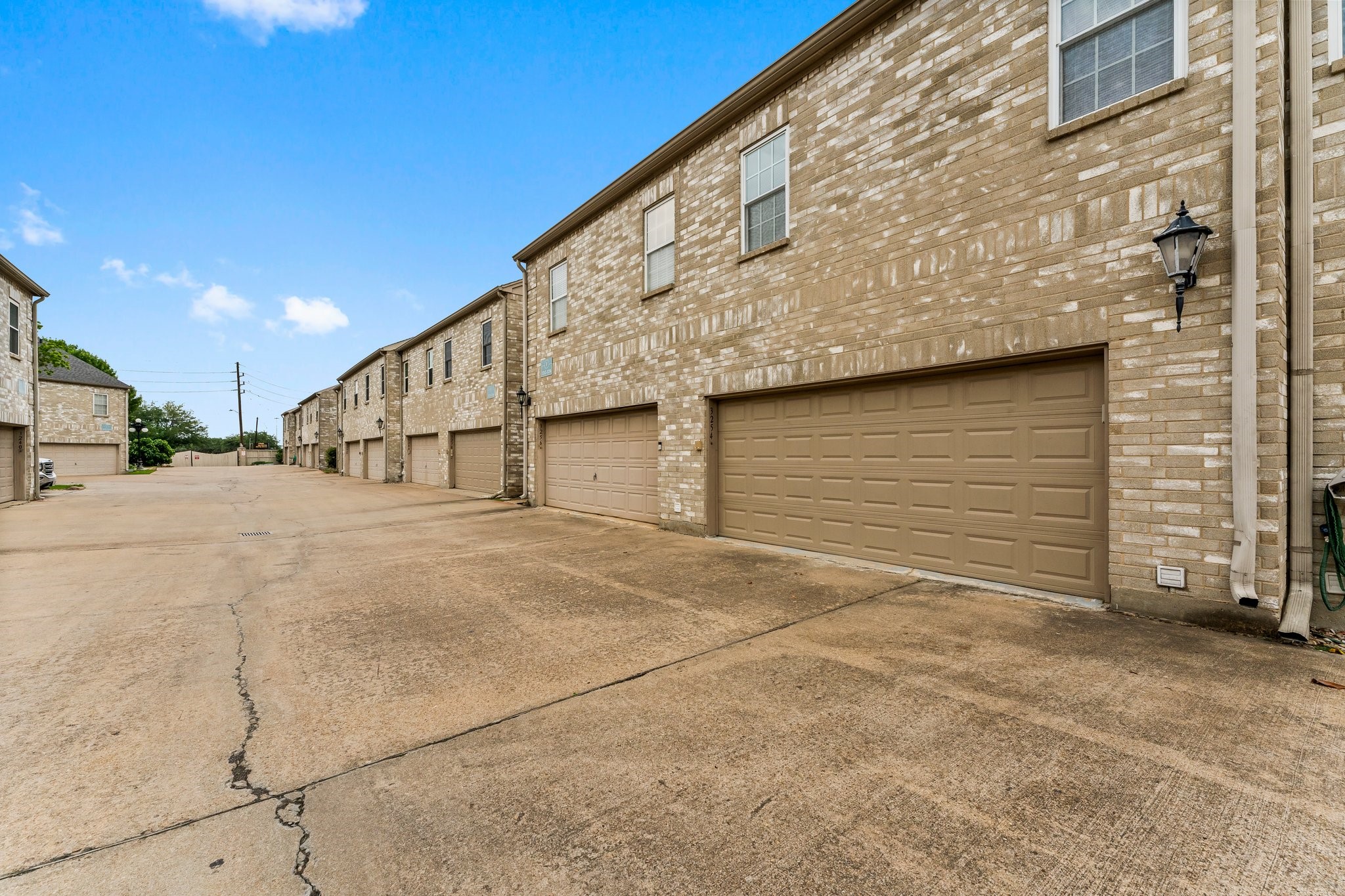 3254 Holly Hall Street 3254 Property Photo 29