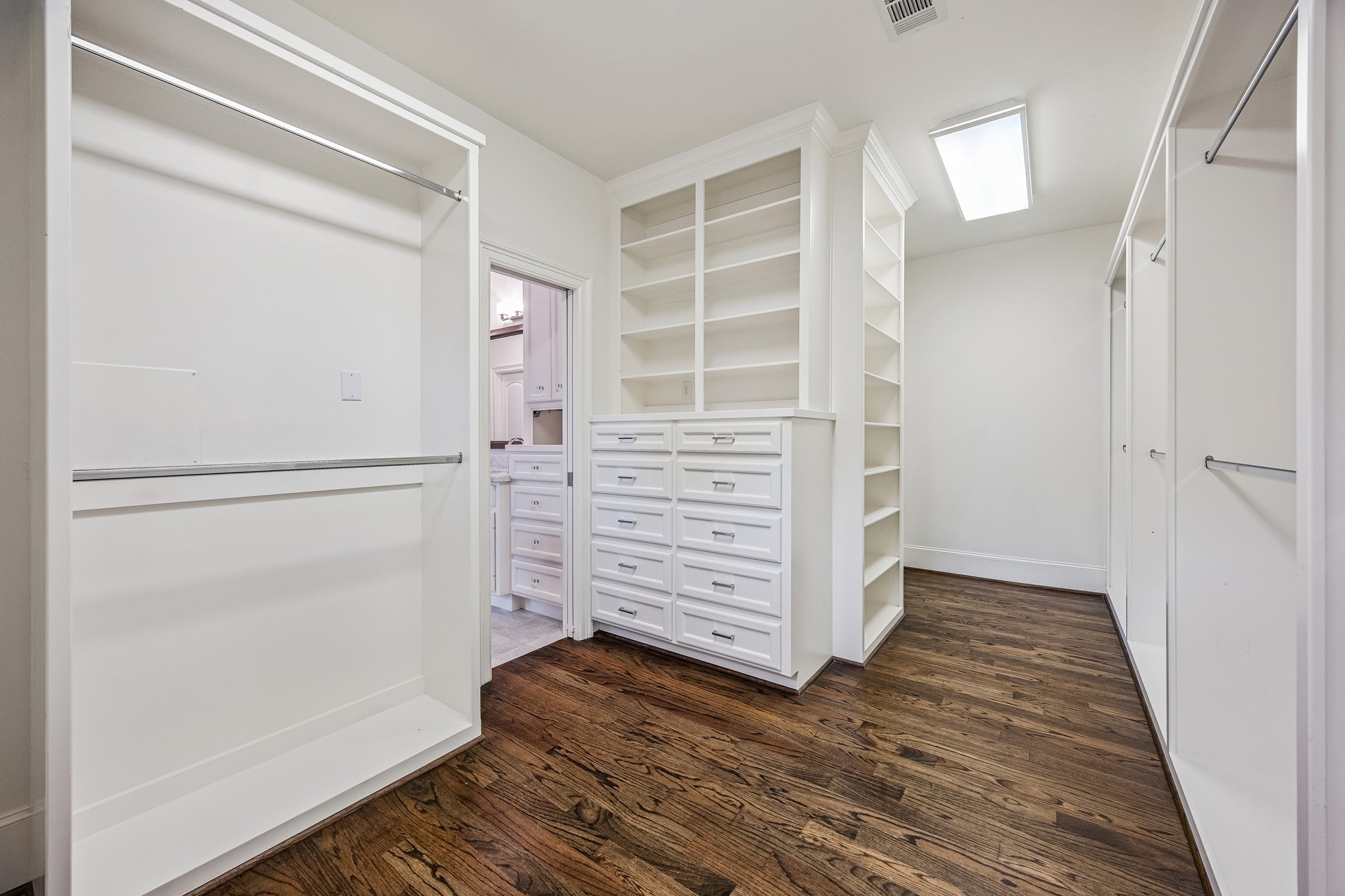 4136 University Boulevard Property Photo 27