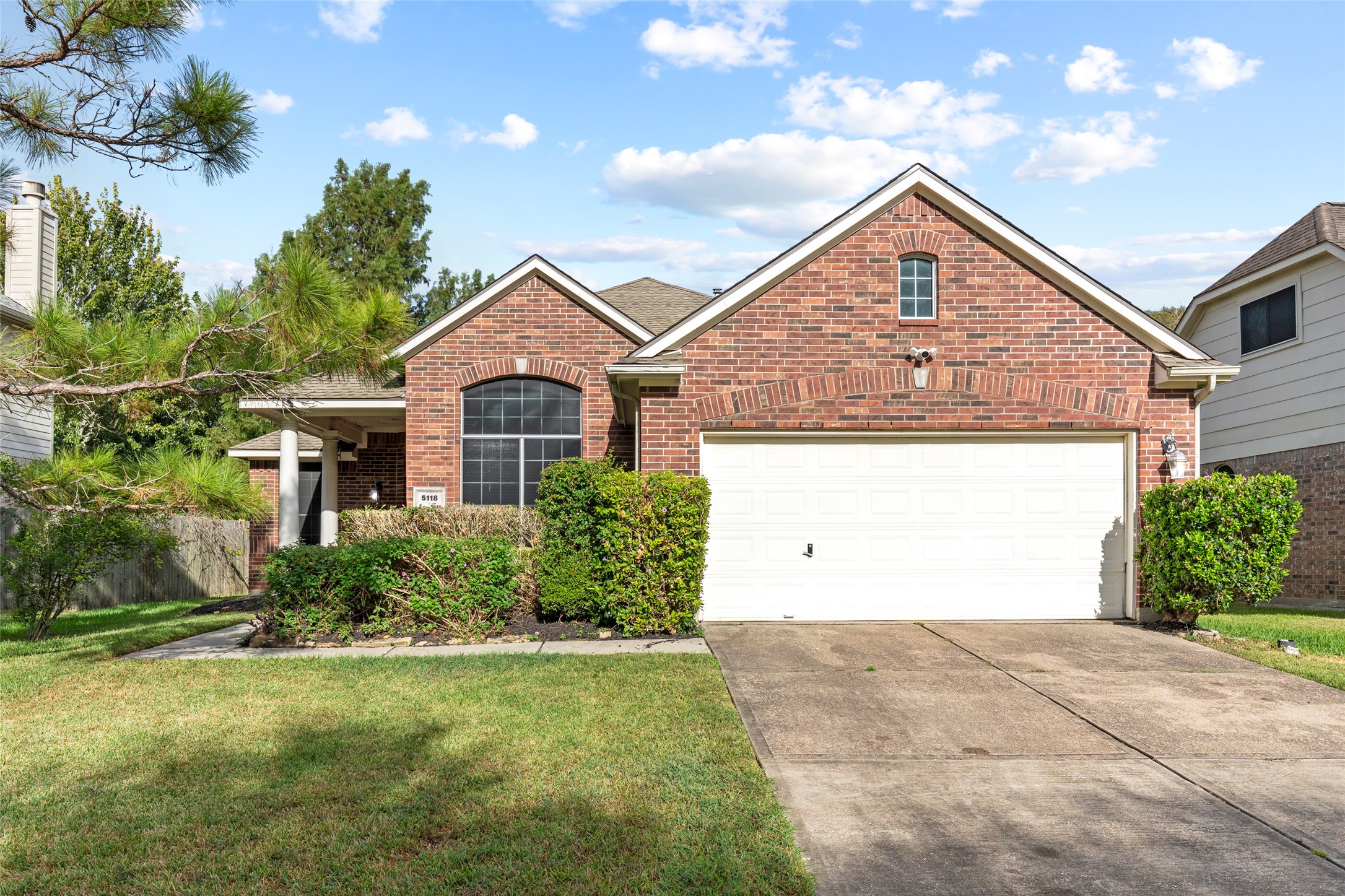 5118 Arborwood Drive Property Photo 1
