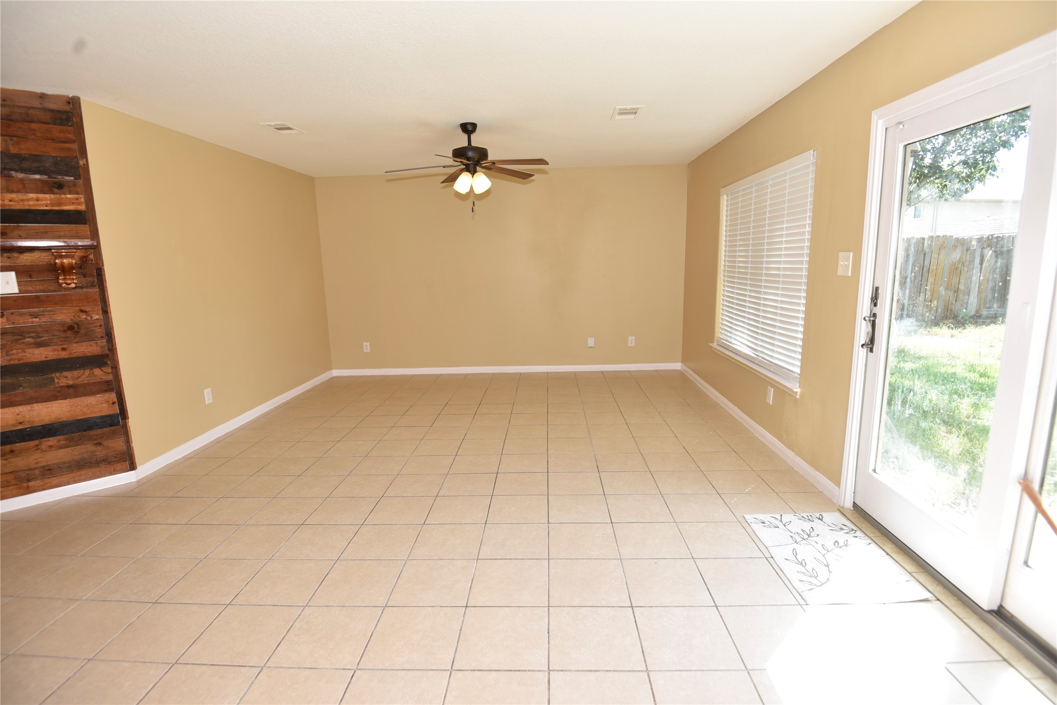 26811 Blacktail Court Property Photo 12