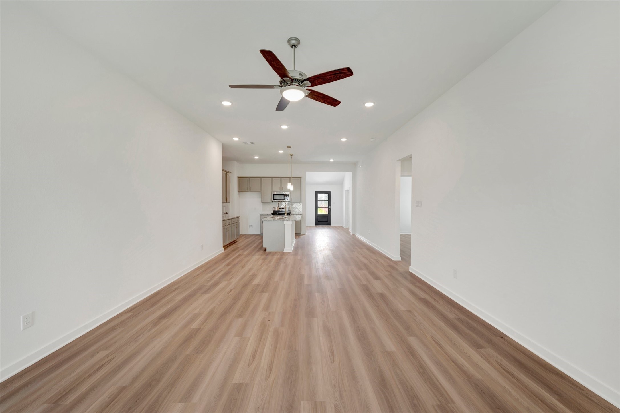 5826 Sunkissed Drive Property Photo 17