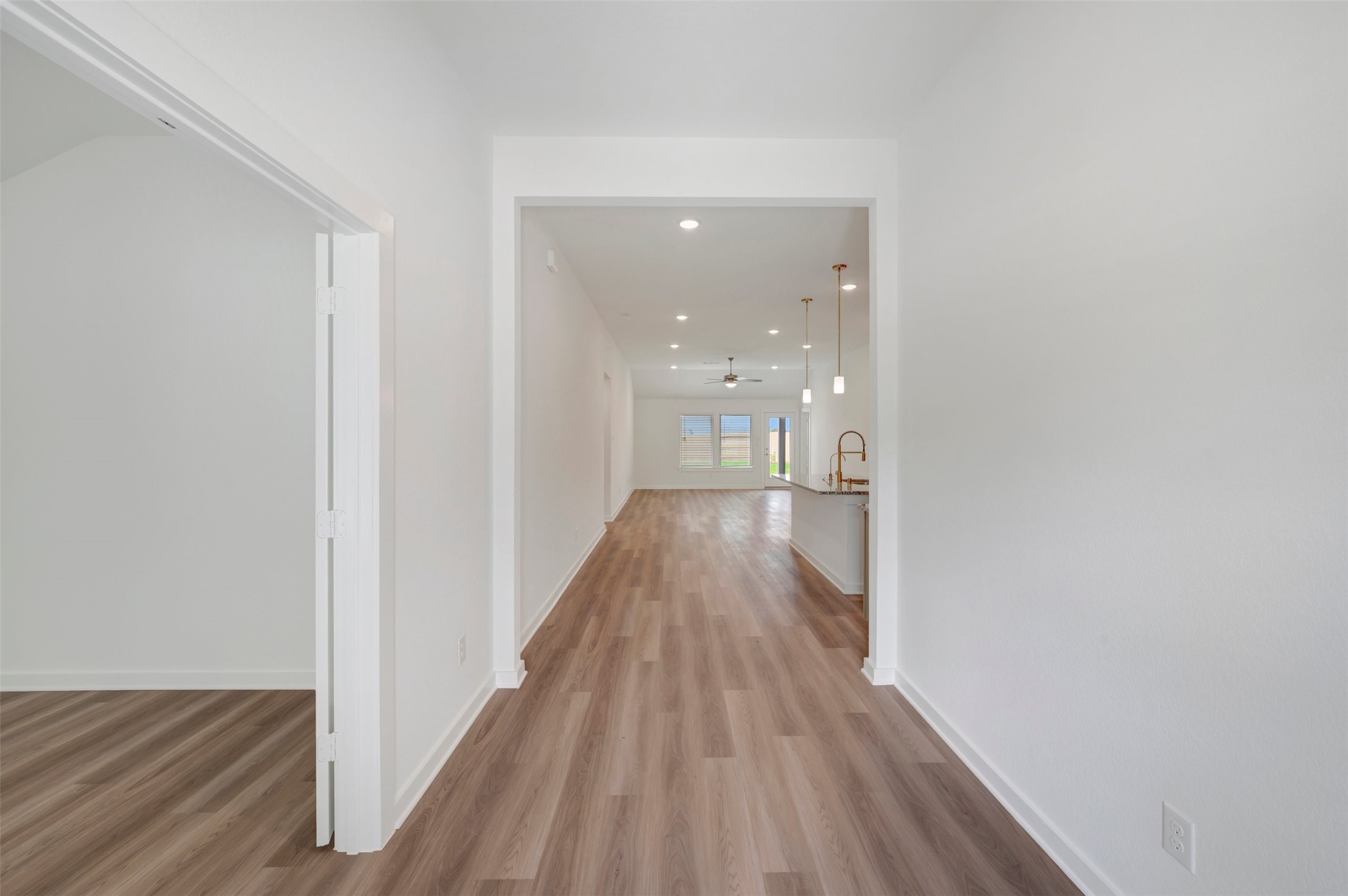 5826 Sunkissed Drive Property Photo 19