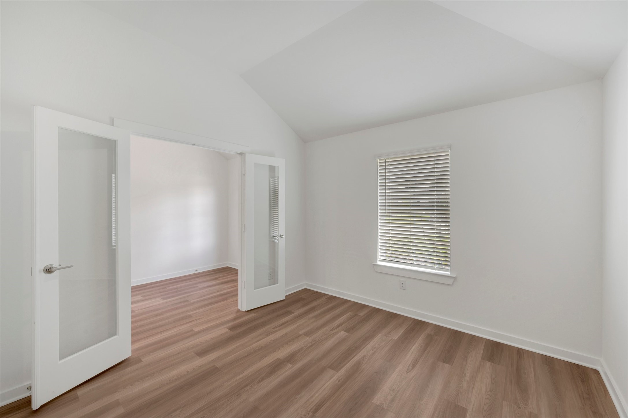 5826 Sunkissed Drive Property Photo 20