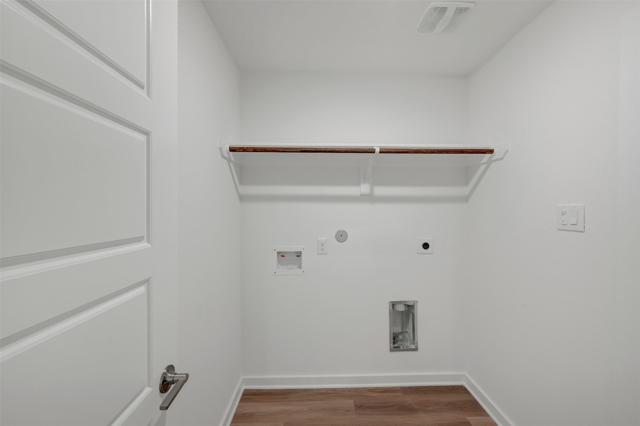 5826 Sunkissed Drive Property Photo 26