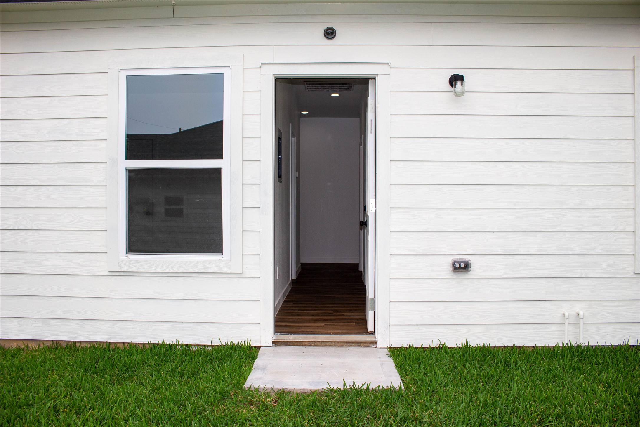 106 Runnels Street A Property Photo 36