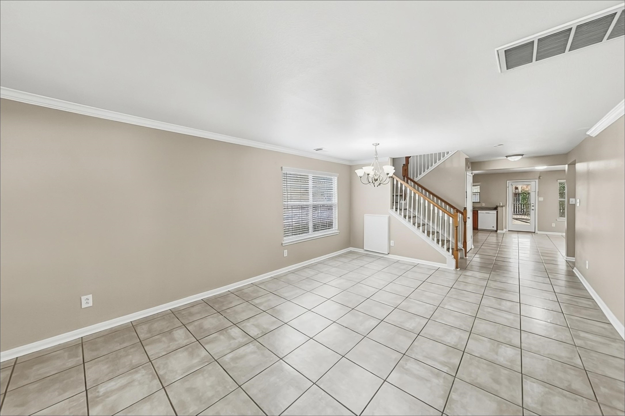 29518 Legends Line Drive Property Photo 7