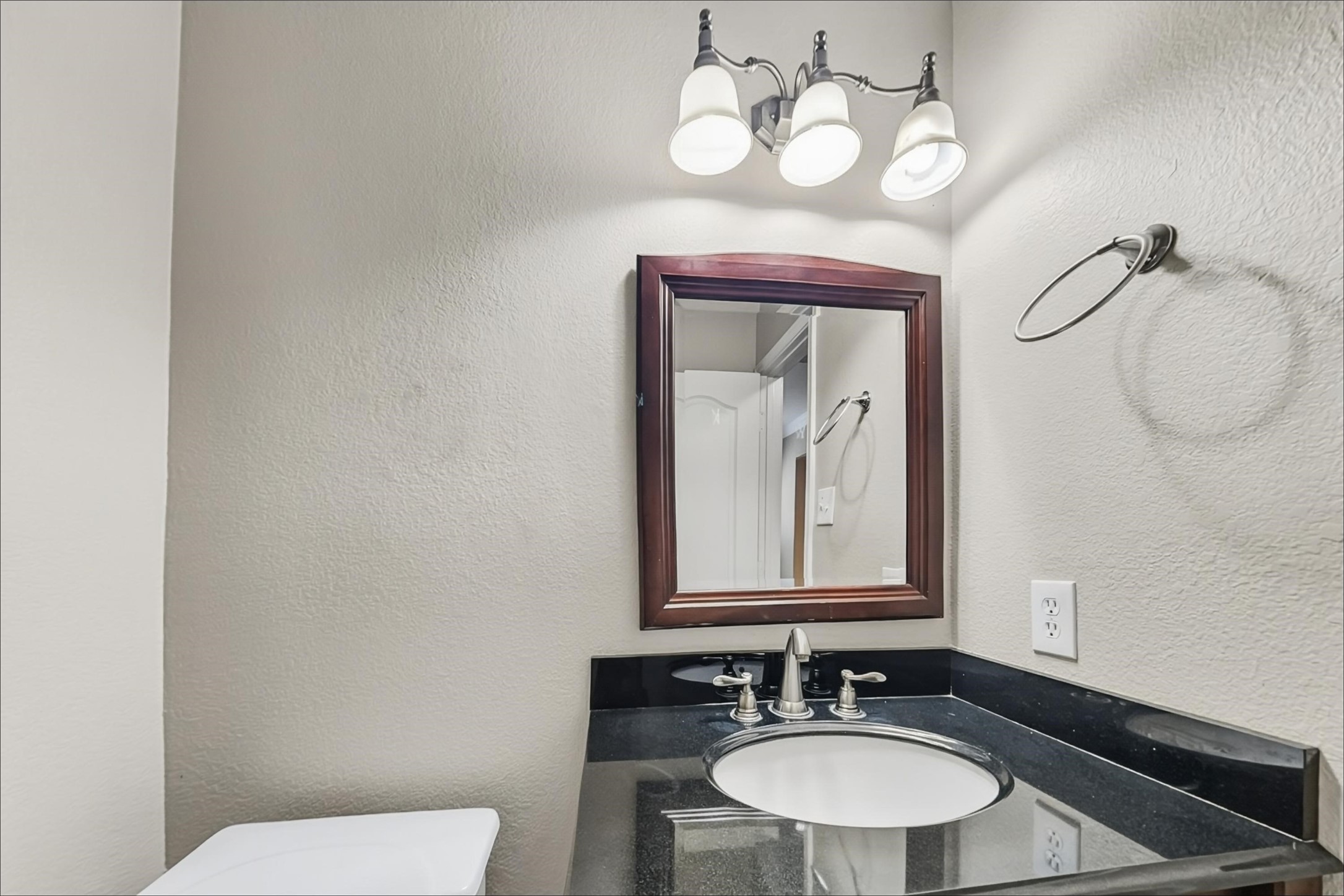 29518 Legends Line Drive Property Photo 8