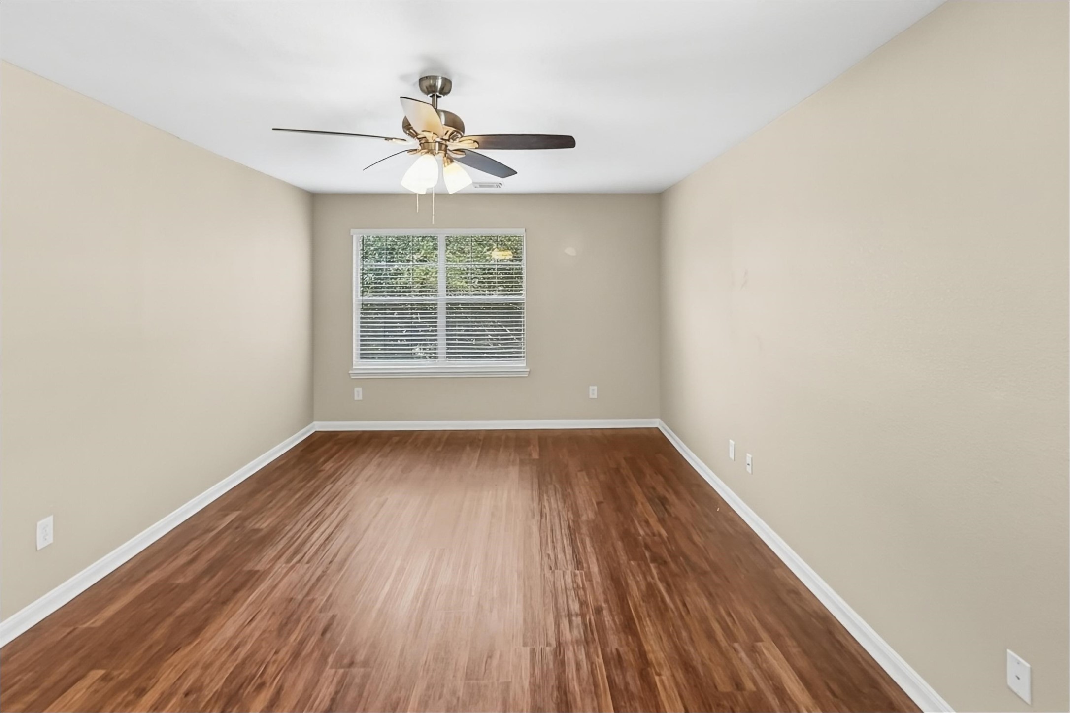 29518 Legends Line Drive Property Photo 9