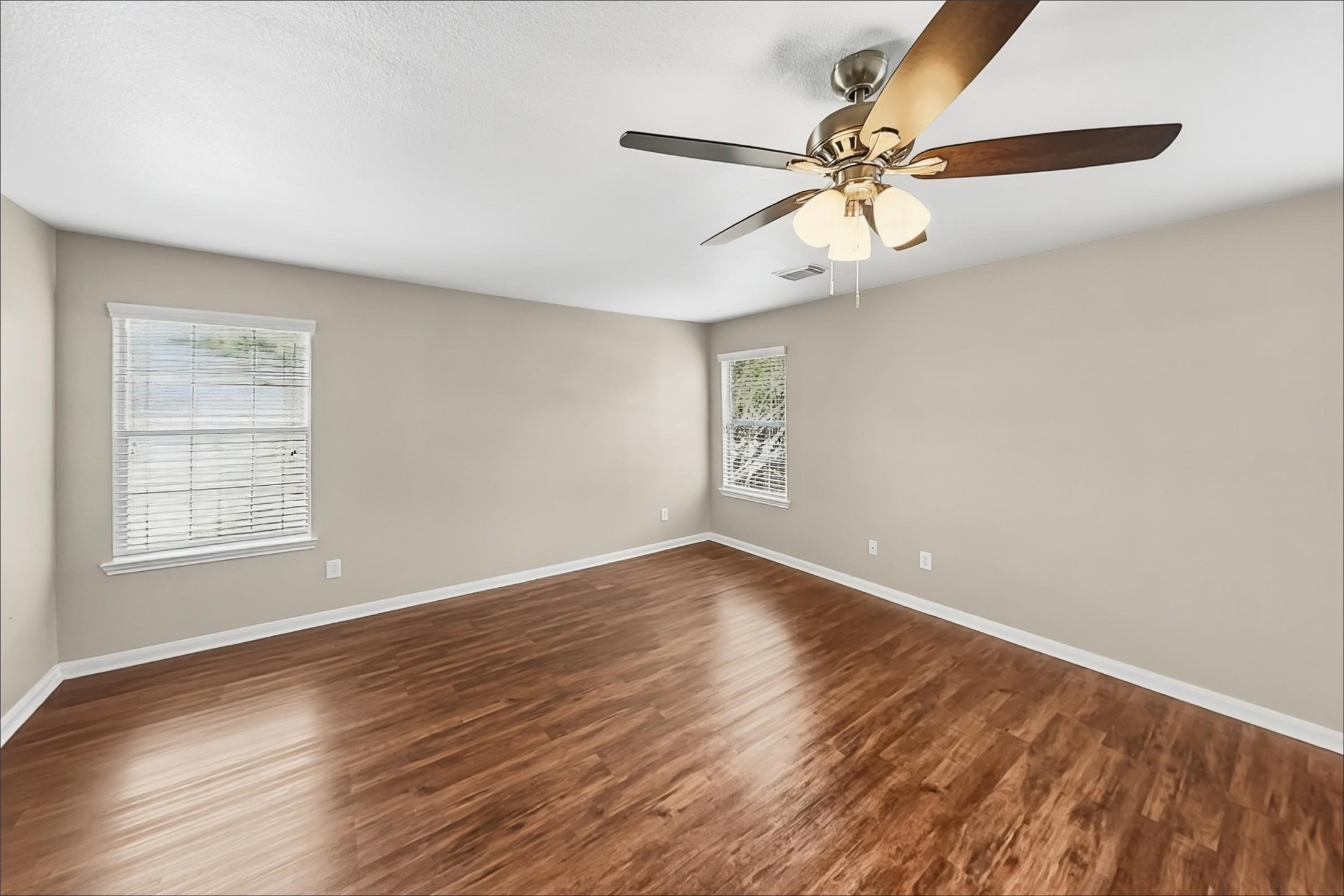 29518 Legends Line Drive Property Photo 11