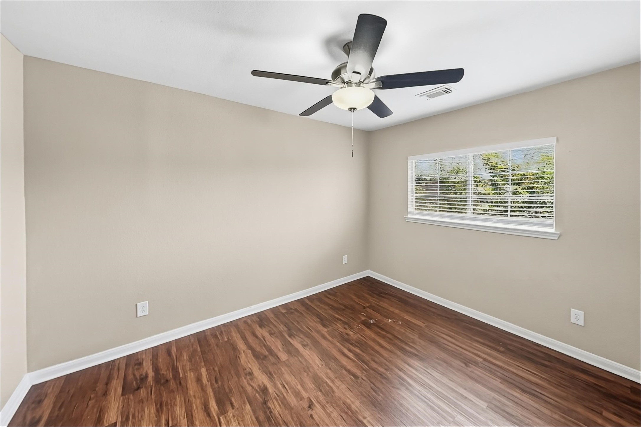 29518 Legends Line Drive Property Photo 14