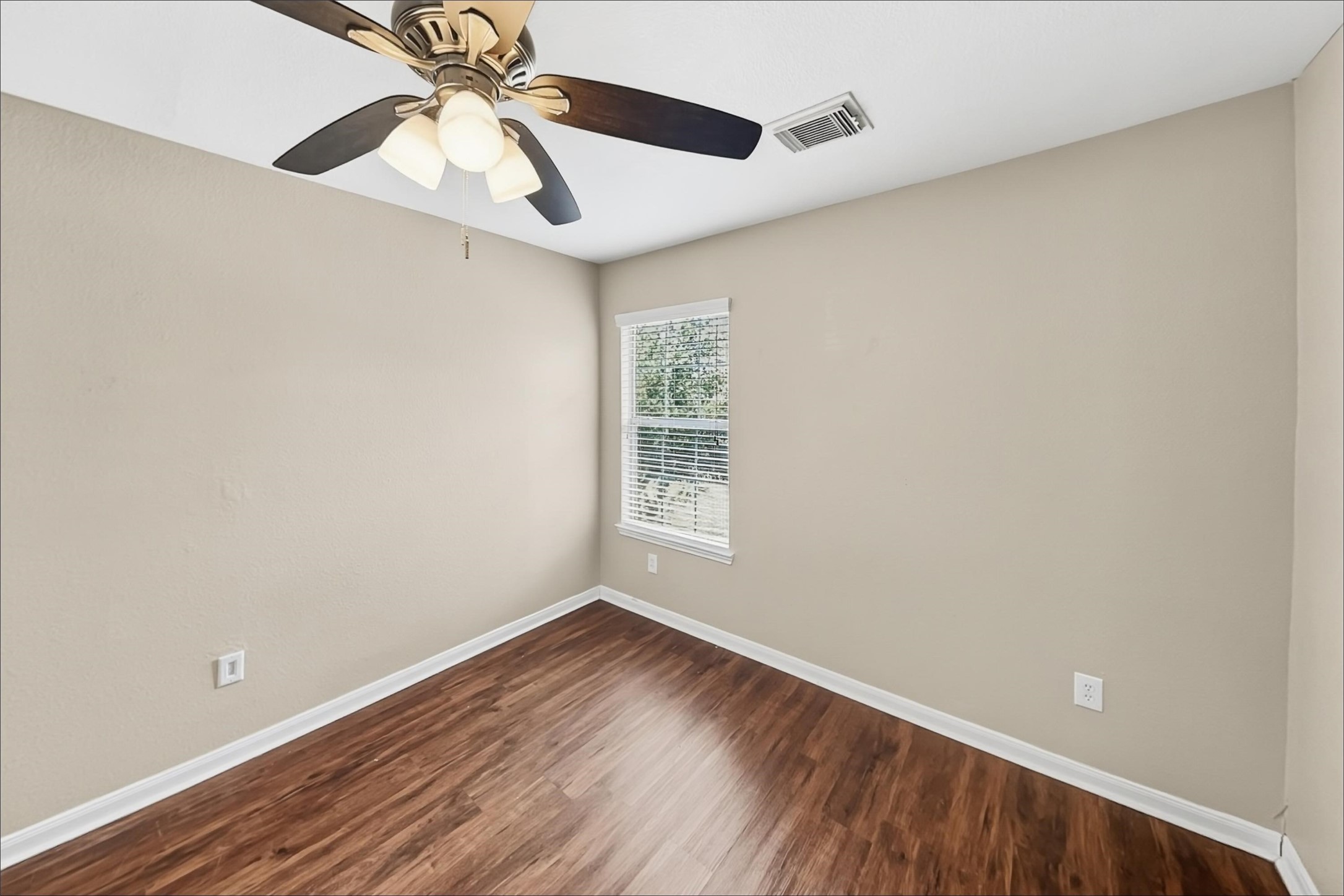 29518 Legends Line Drive Property Photo 18