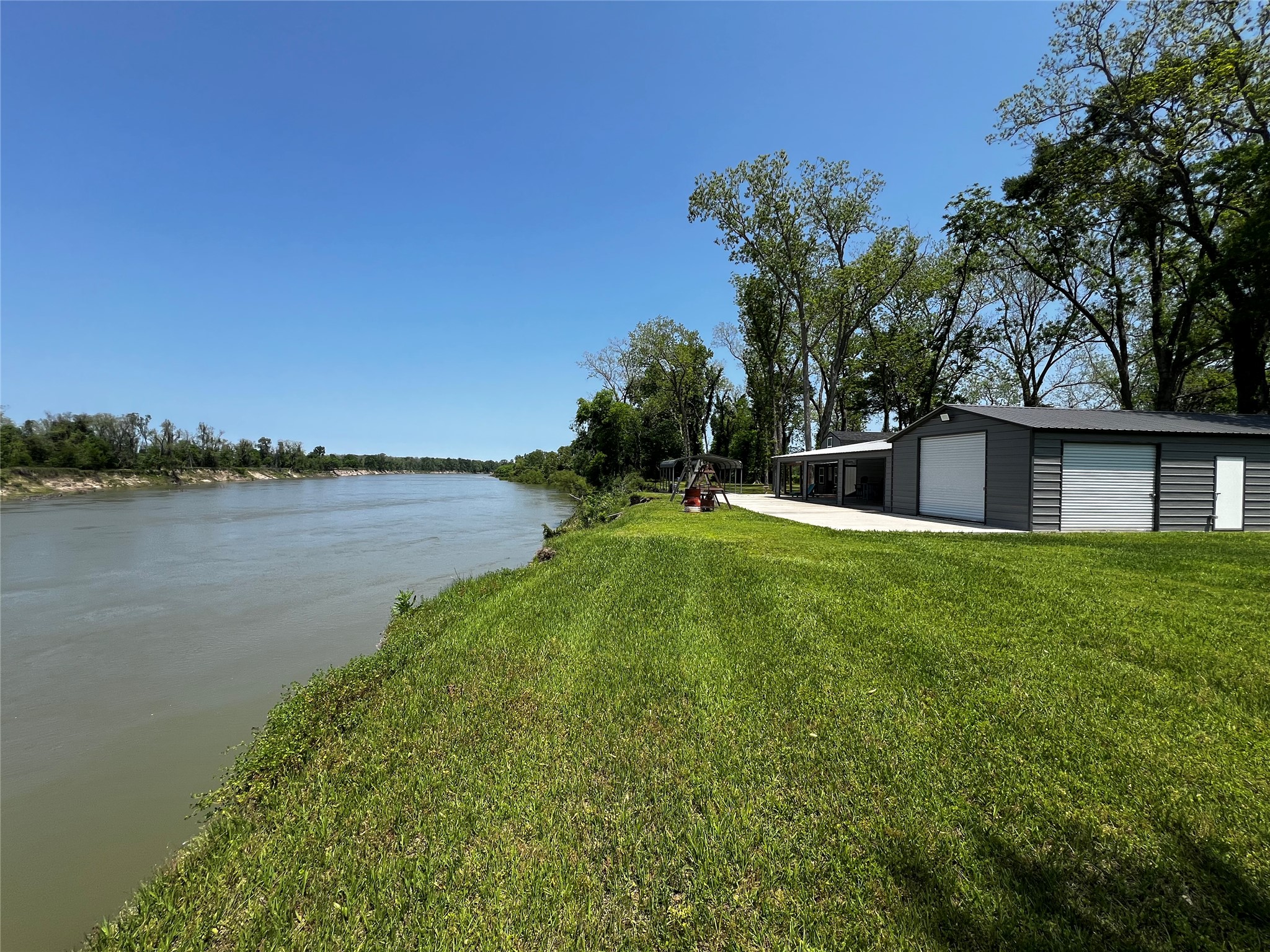 1074 W Taylor Lake Circle Property Photo