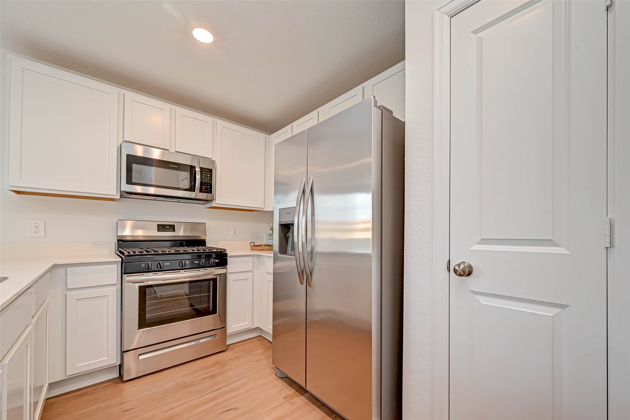 22310 Mountain Pine Drive Property Photo 7