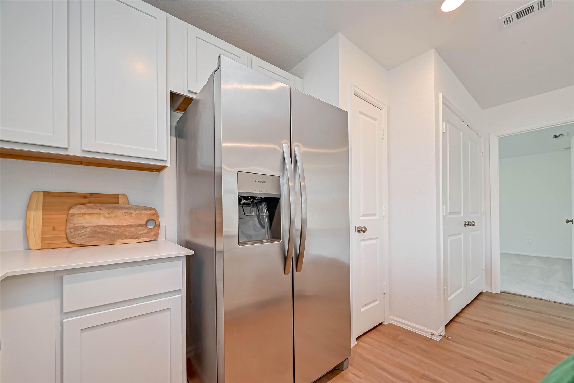 22310 Mountain Pine Drive Property Photo 8