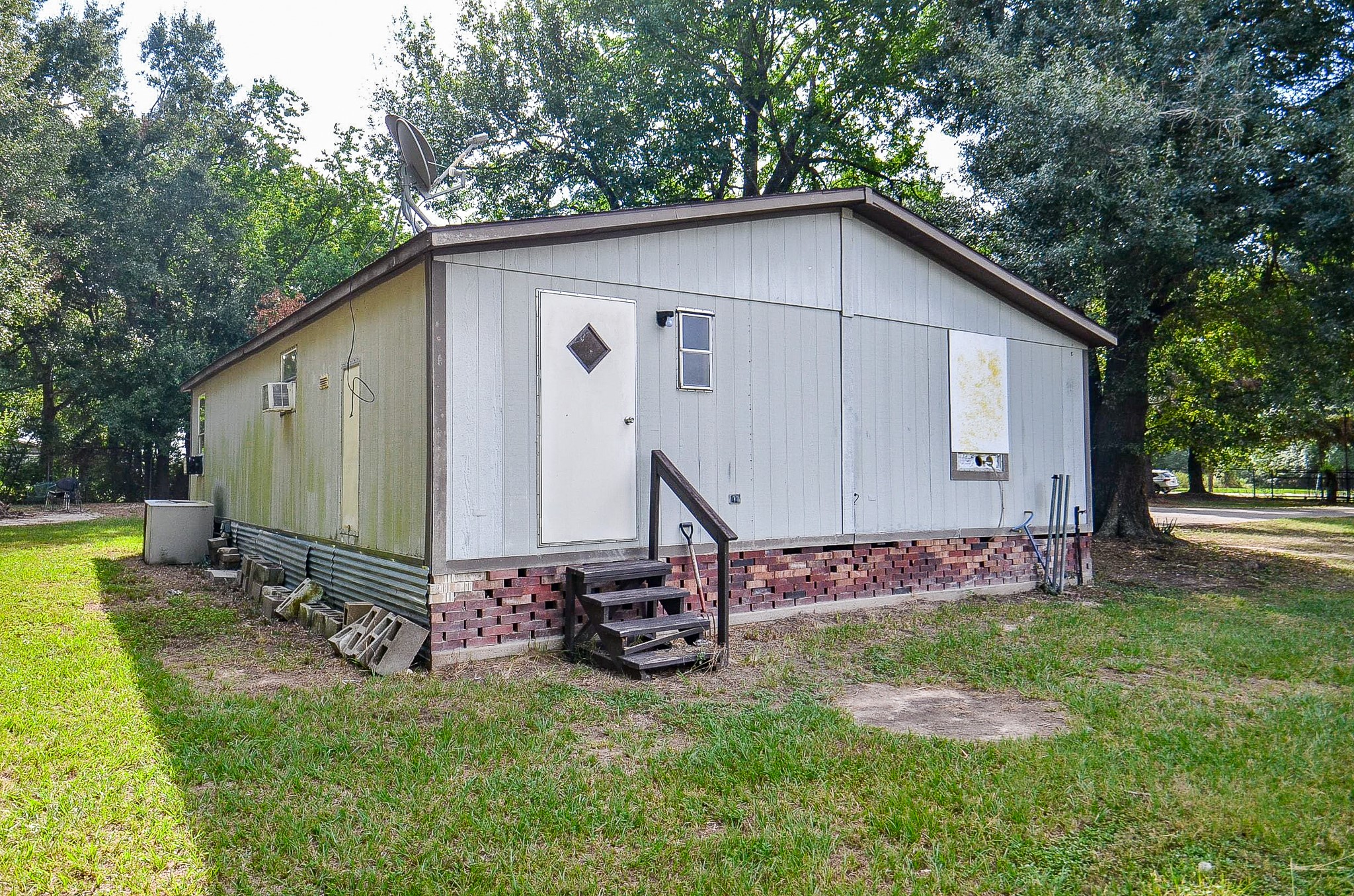 14018 Pine Meadow Lane Property Photo 13