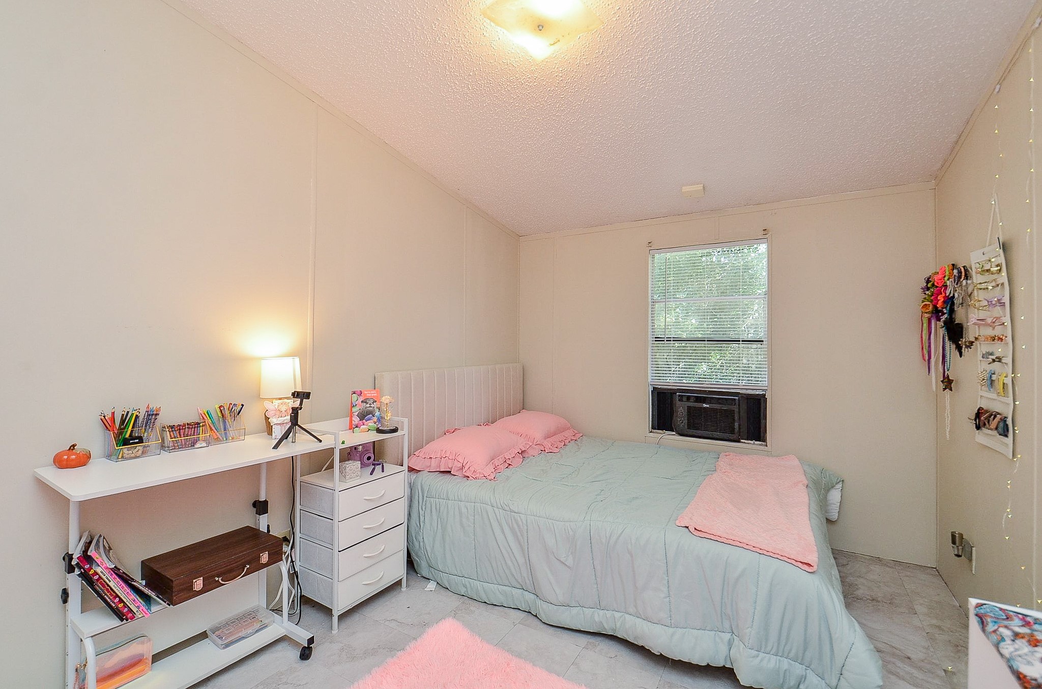 14018 Pine Meadow Lane Property Photo 23