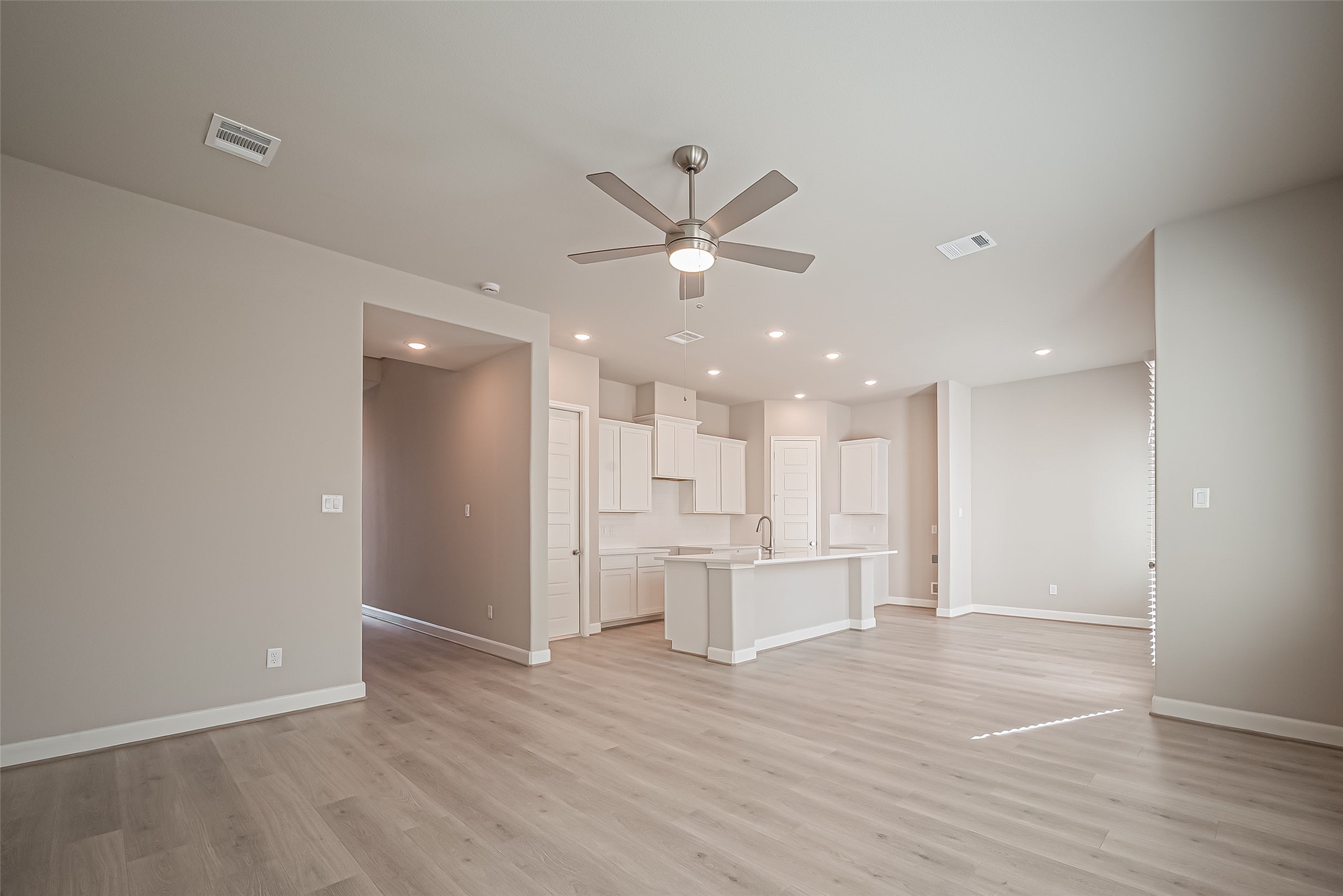 8928 Grovner Place Property Photo 6