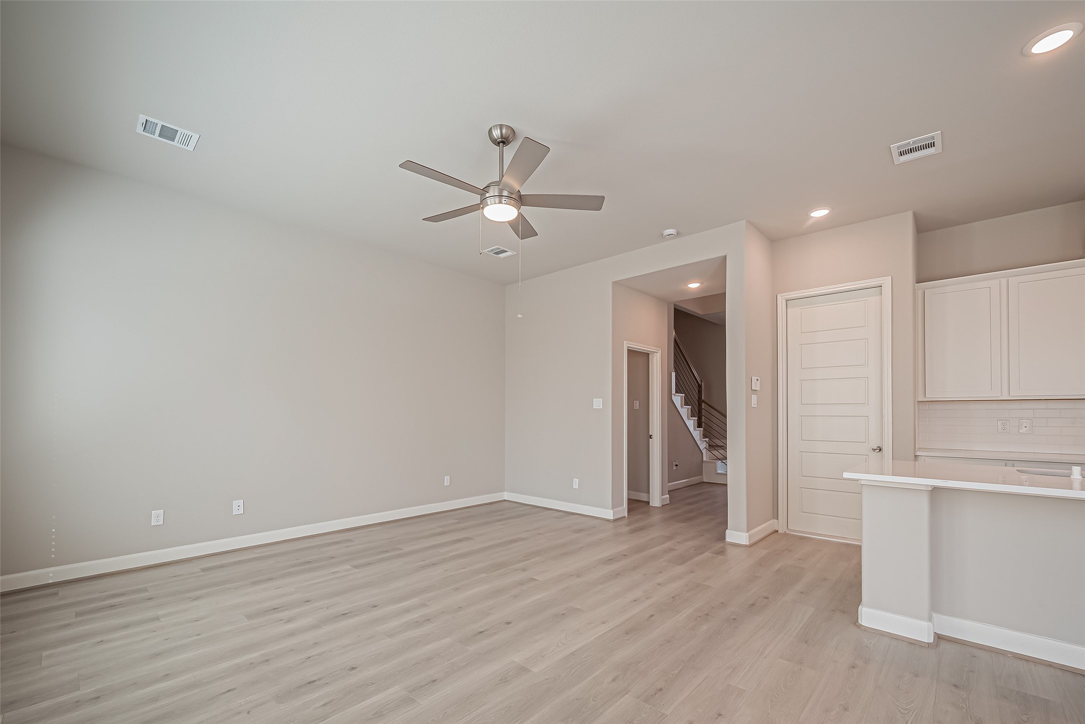 8928 Grovner Place Property Photo 7