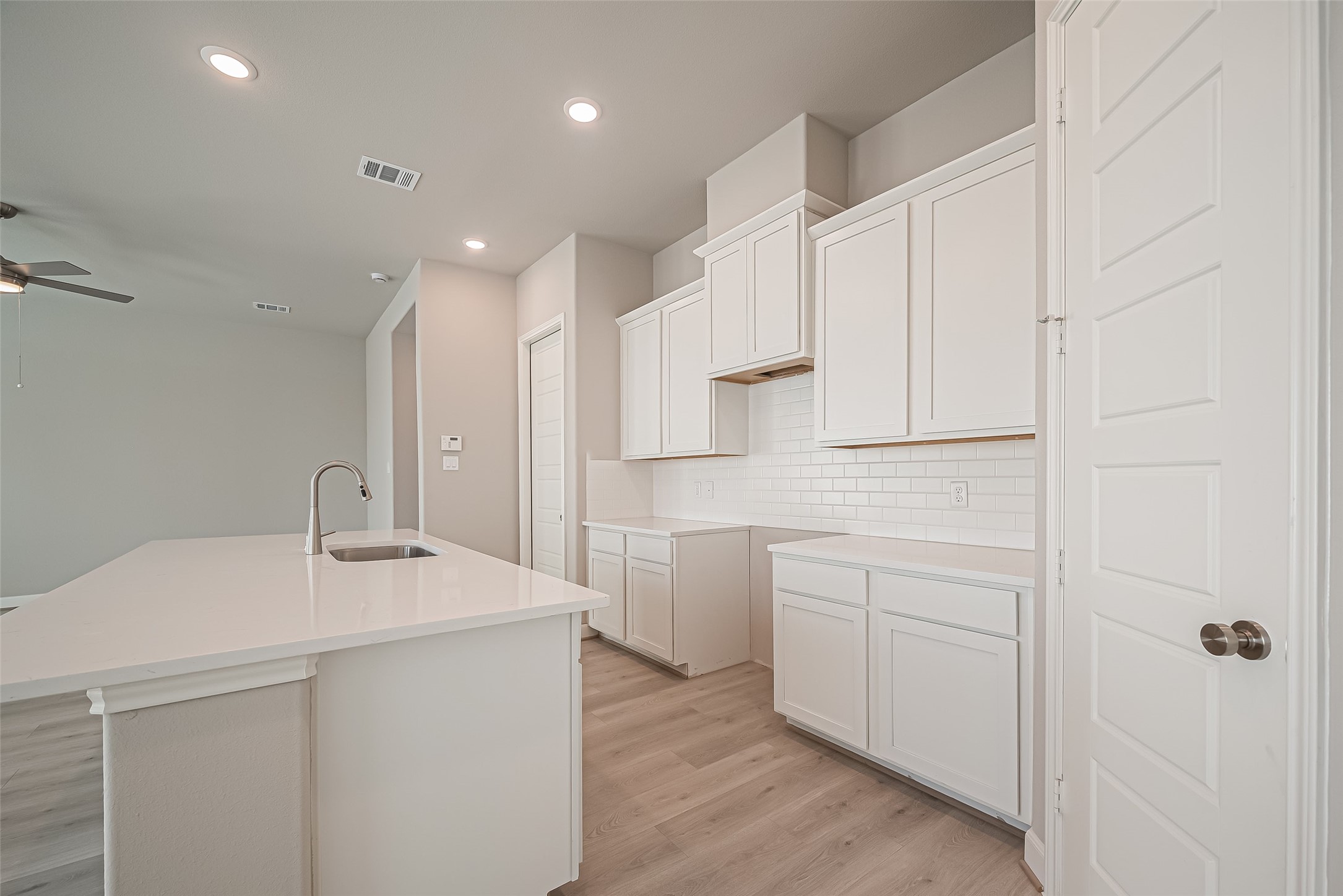 8928 Grovner Place Property Photo 10