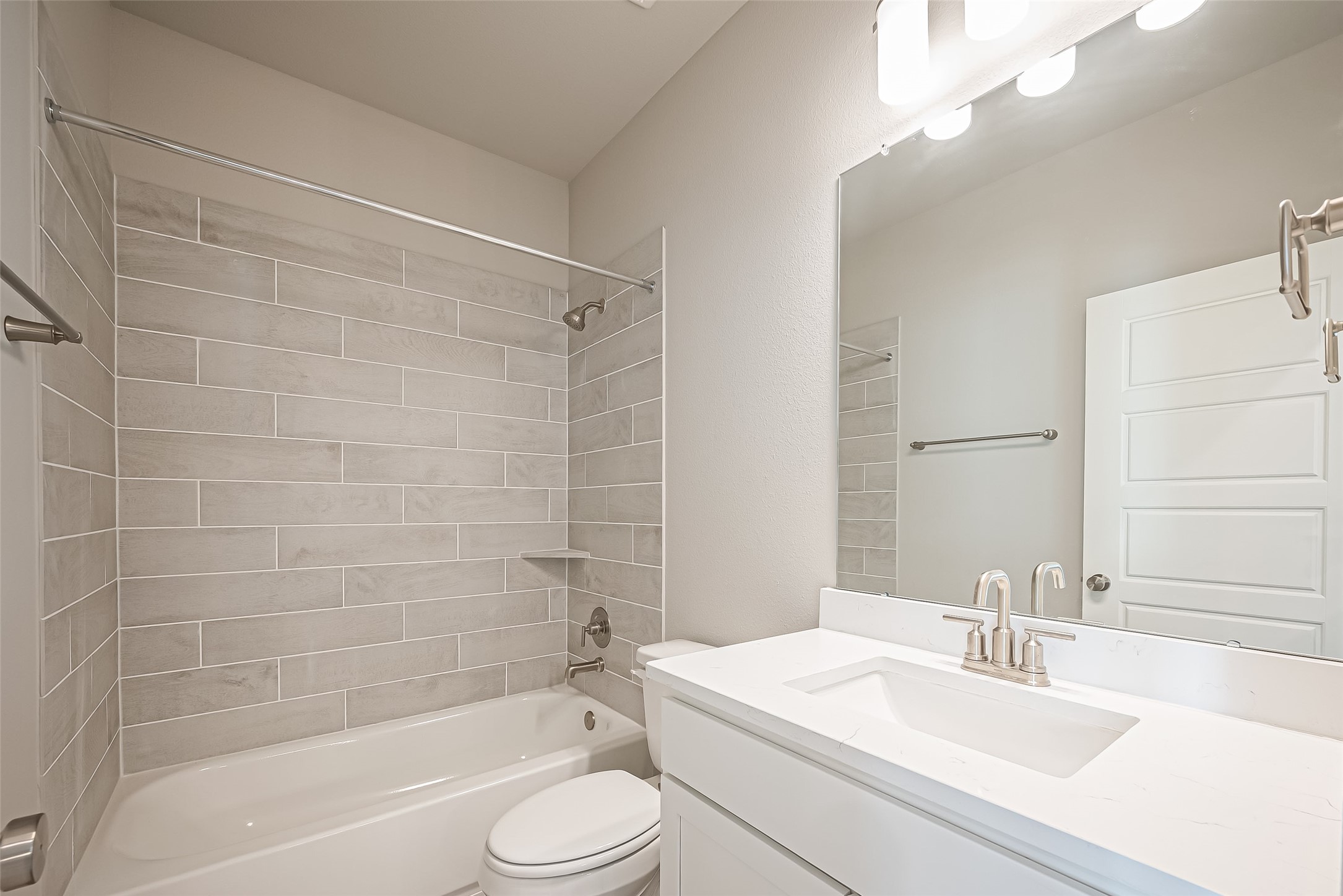 8928 Grovner Place Property Photo 18