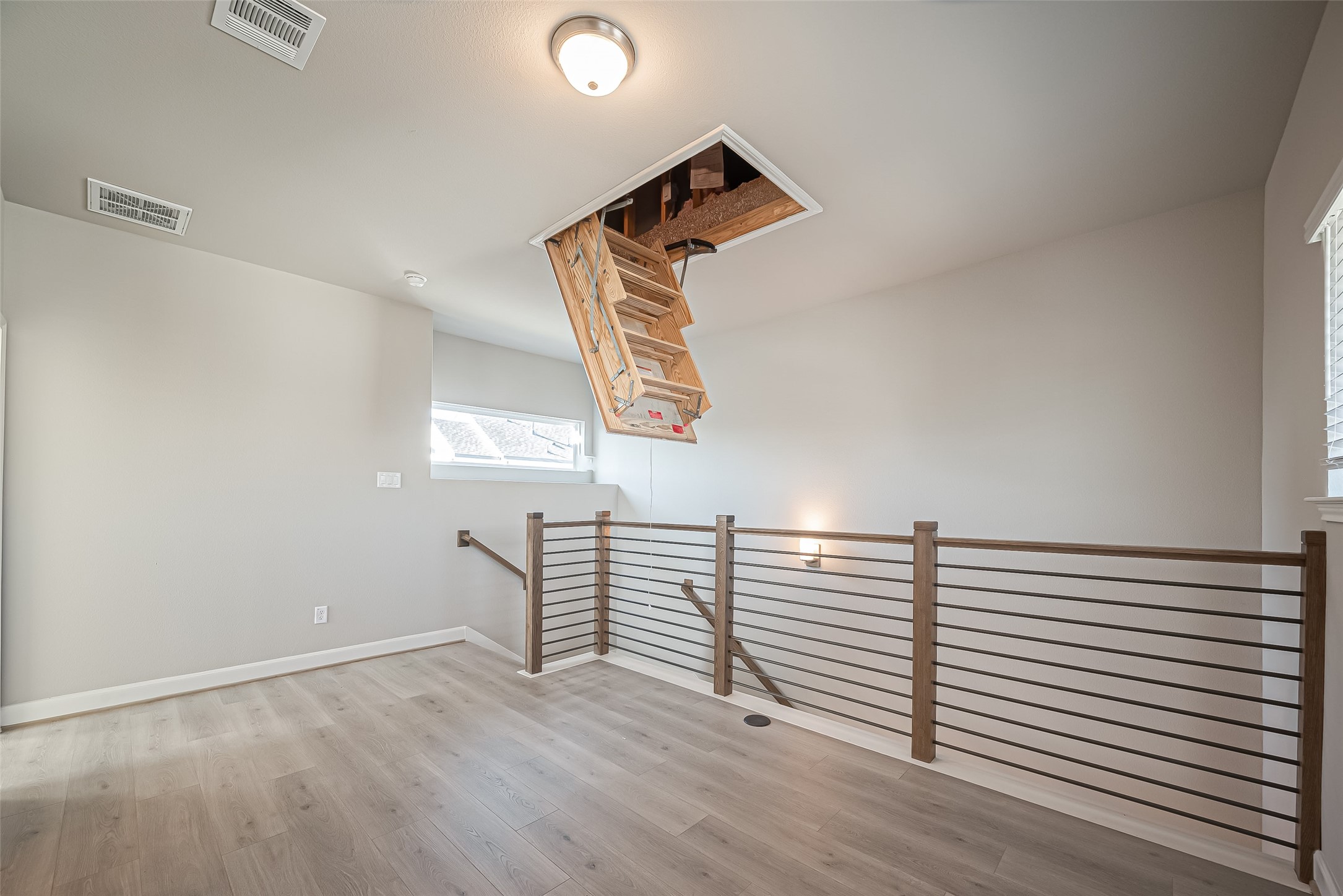 8928 Grovner Place Property Photo 23