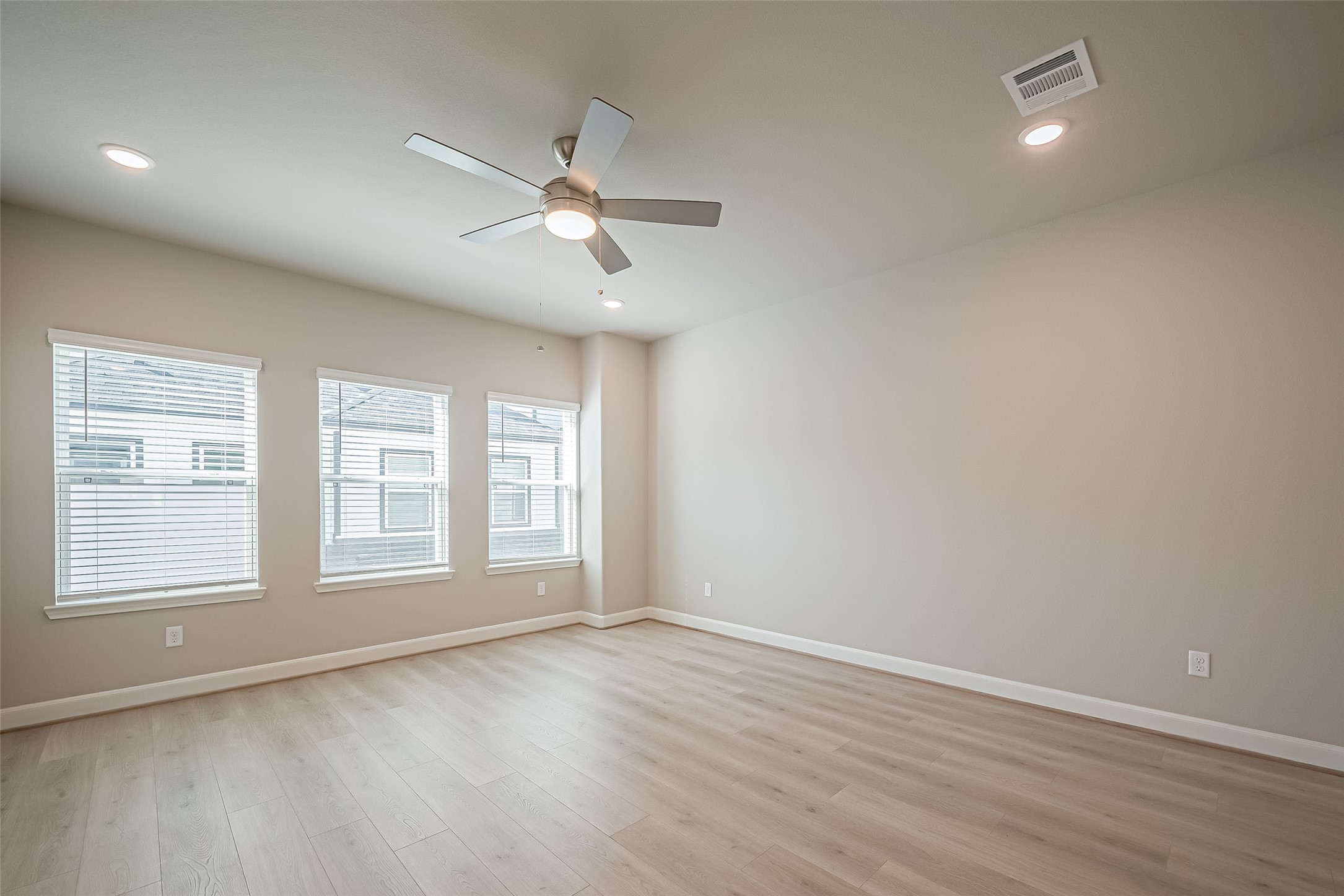 8928 Grovner Place Property Photo 26