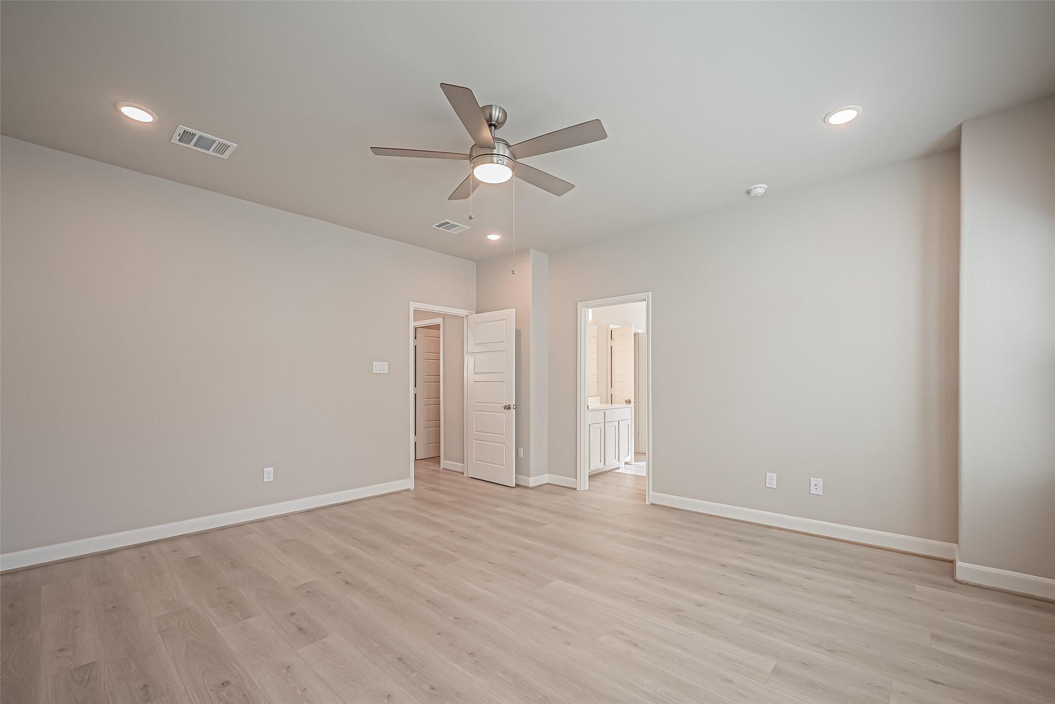 8928 Grovner Place Property Photo 28