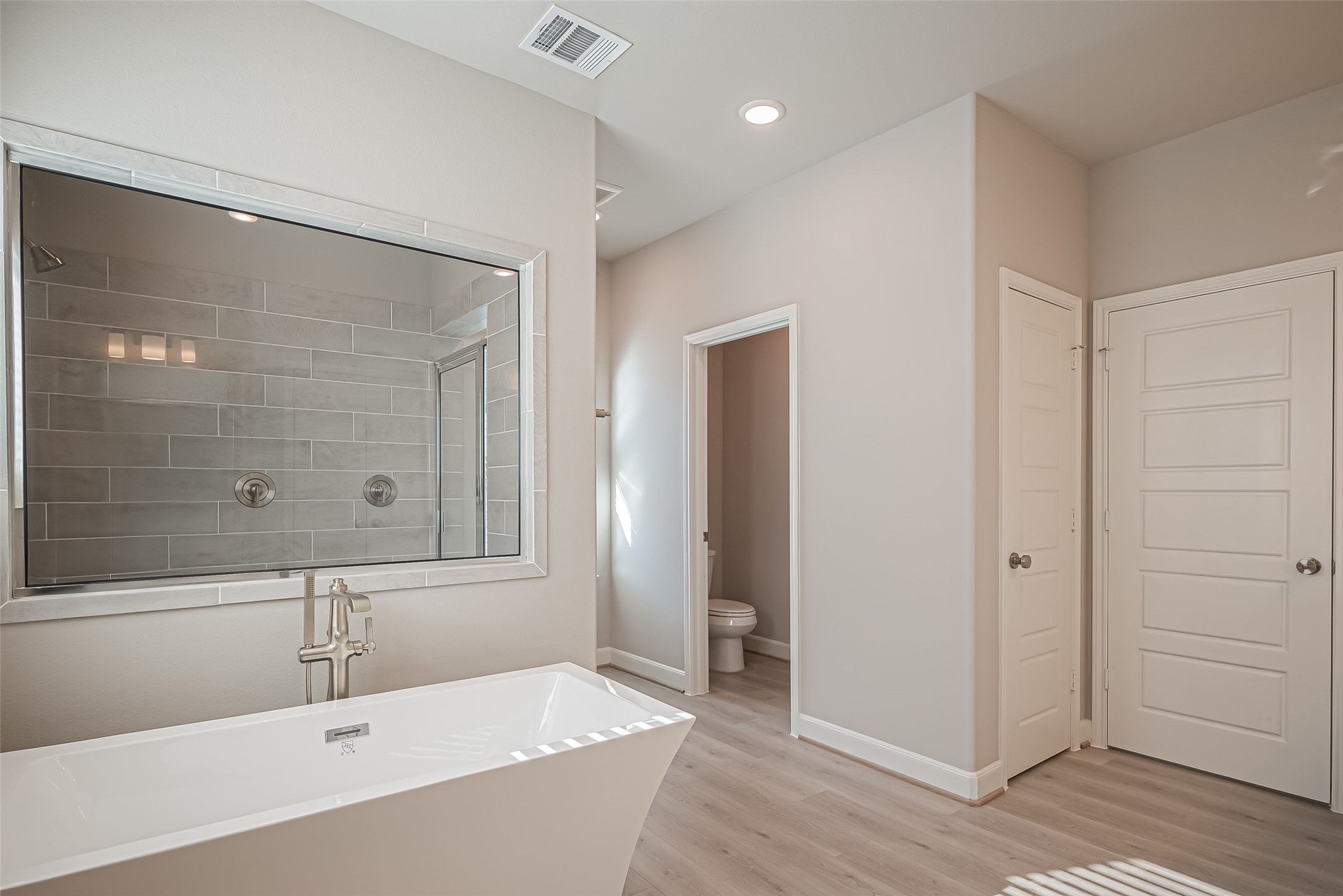 8928 Grovner Place Property Photo 34