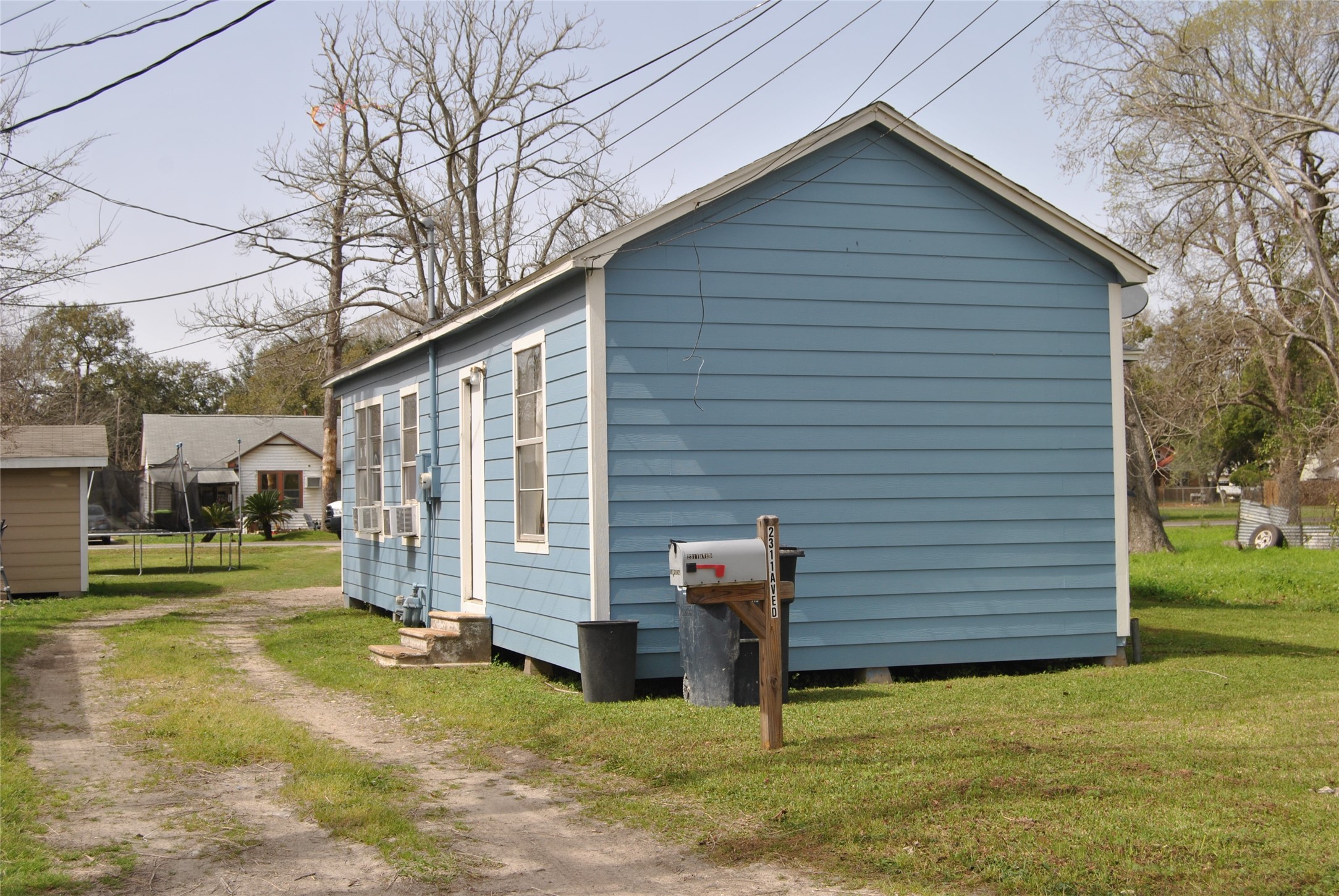 2311 Avenue D Property Photo