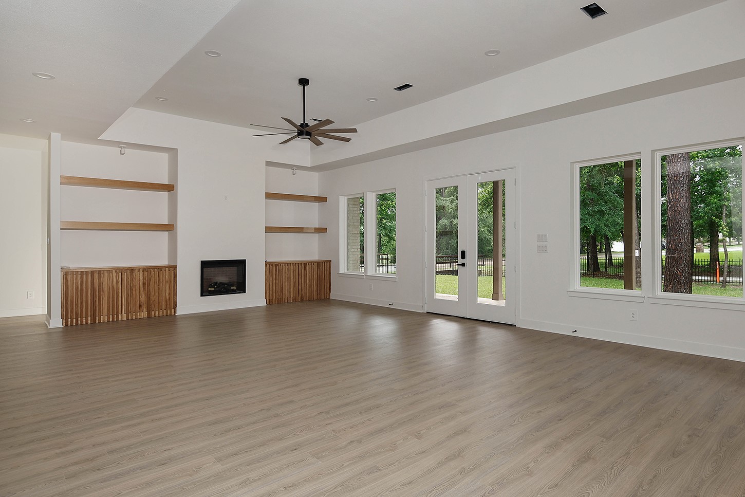 1511 Cafe Dumonde Property Photo 15