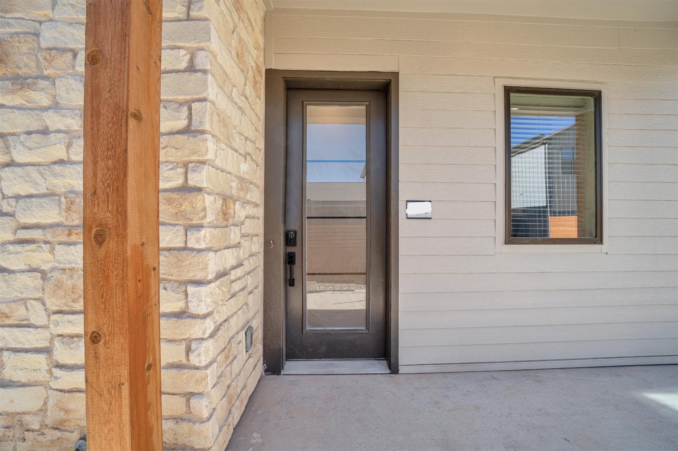 1601-426 Mustang Drive Property Photo 1