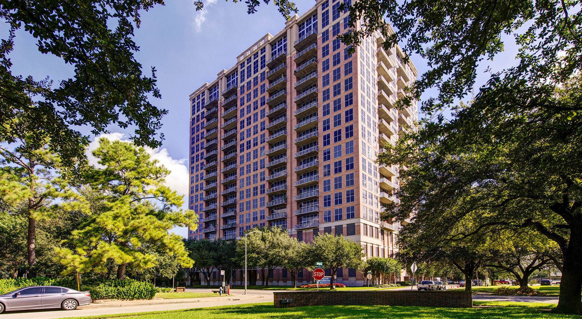 4899 Montrose Boulevard 606 Property Photo 25