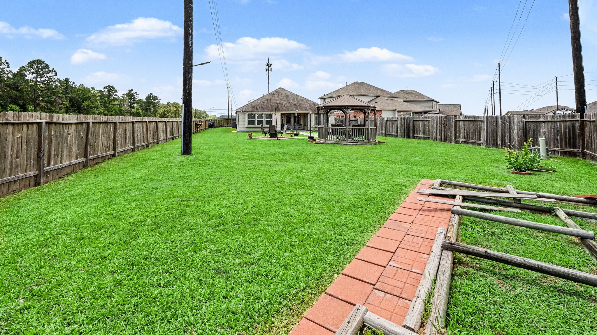 12547 Starry Summer Lane Property Photo 29