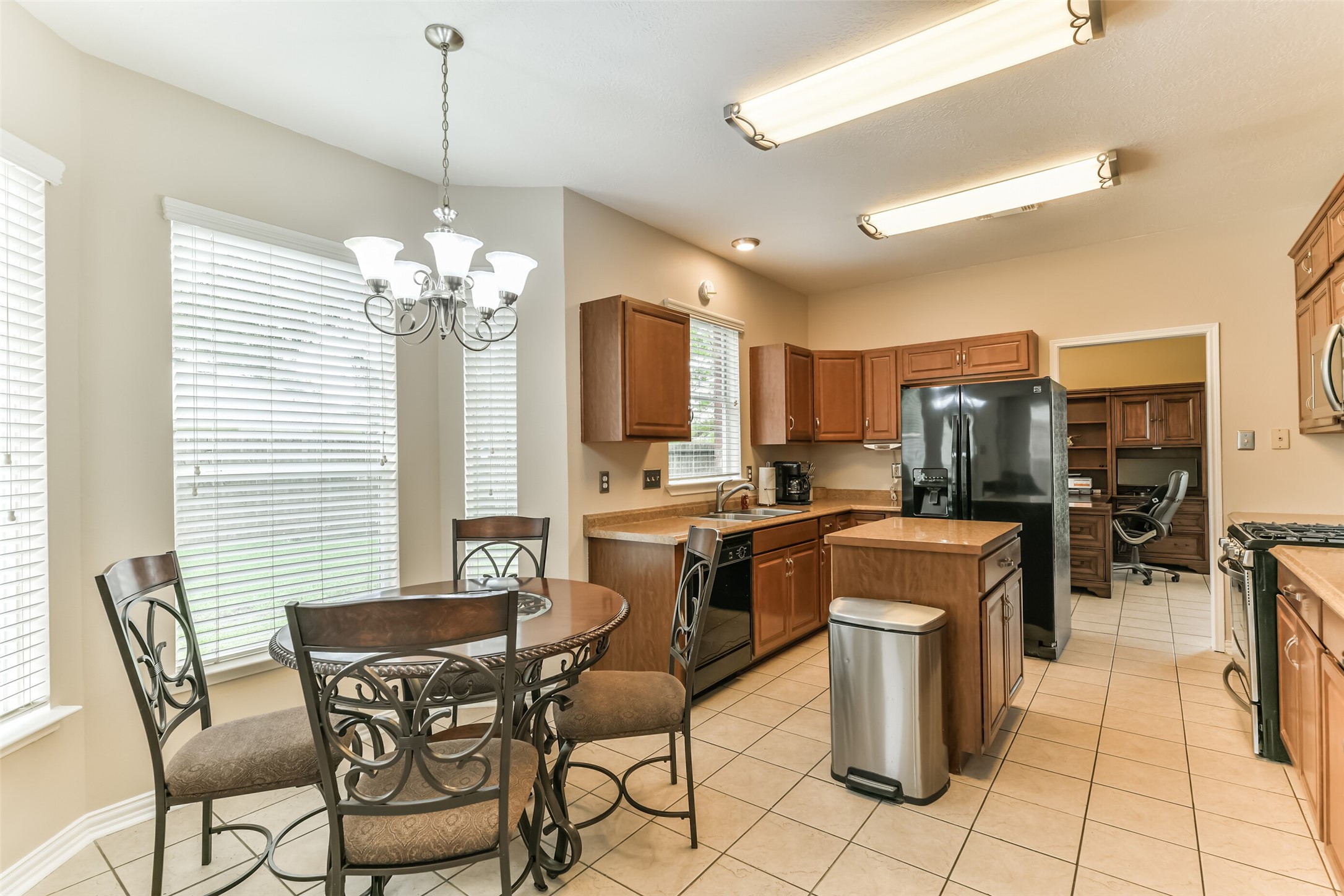 1801 Oakbrook Circle Property Photo 12