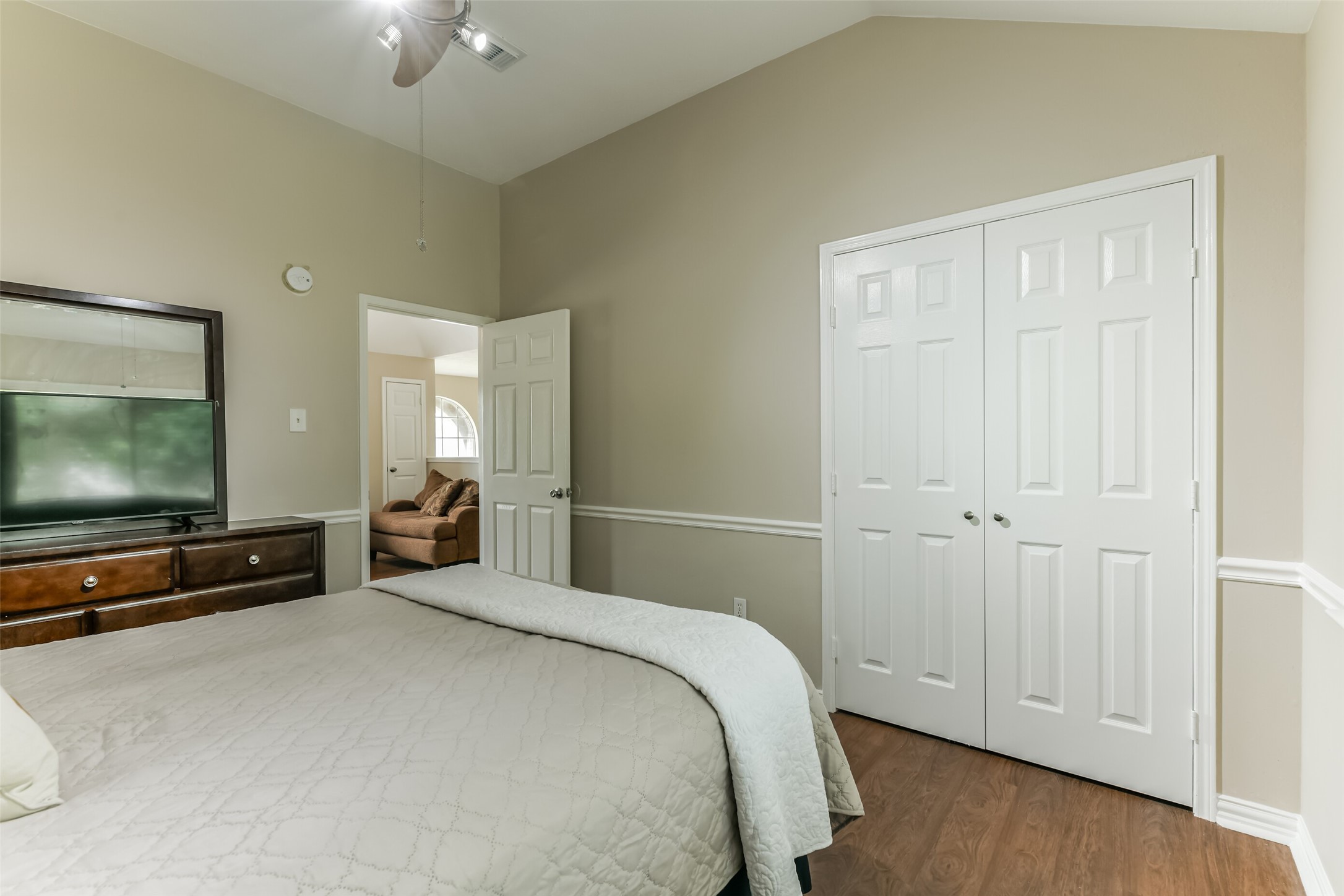1801 Oakbrook Circle Property Photo 28