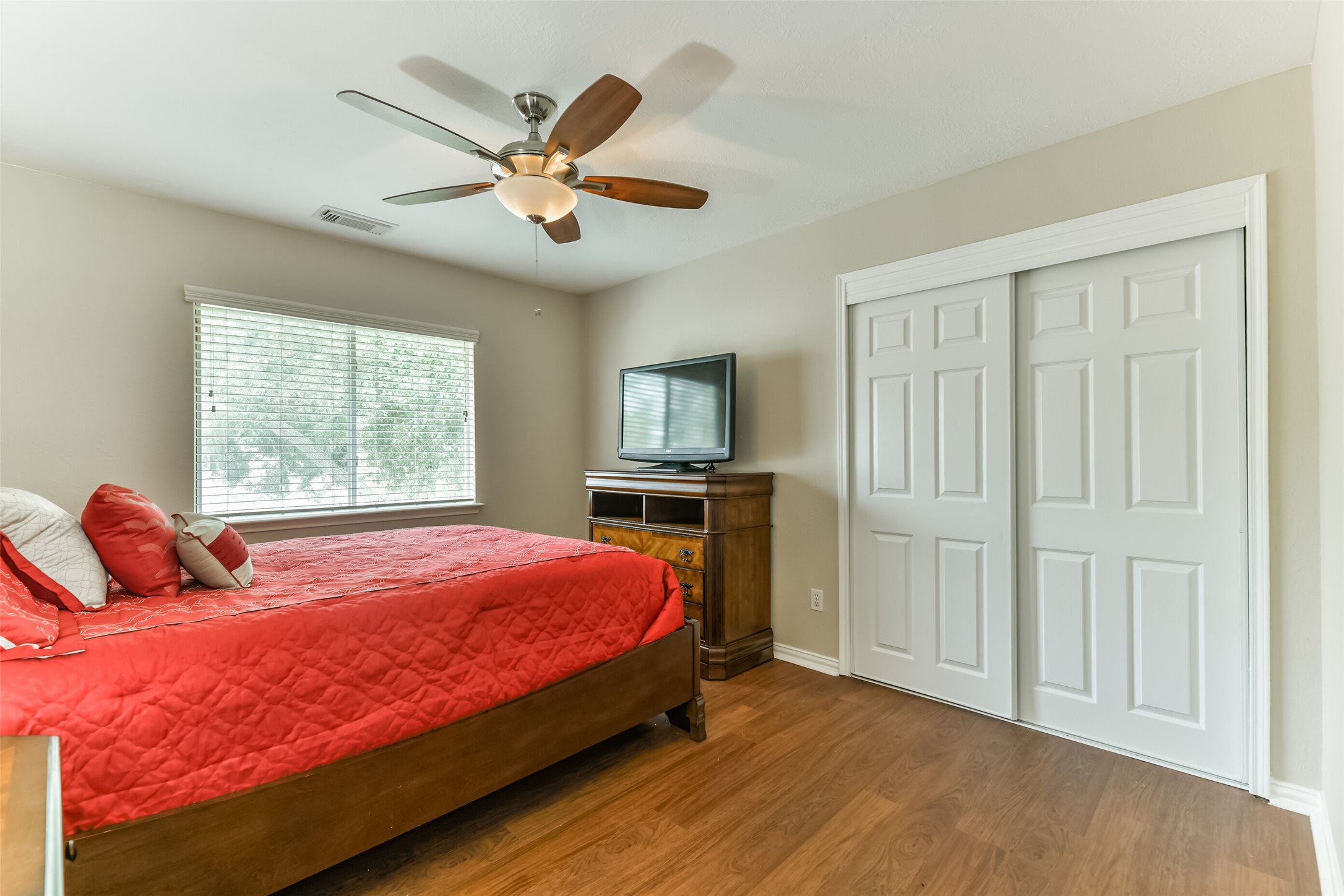 1801 Oakbrook Circle Property Photo 32