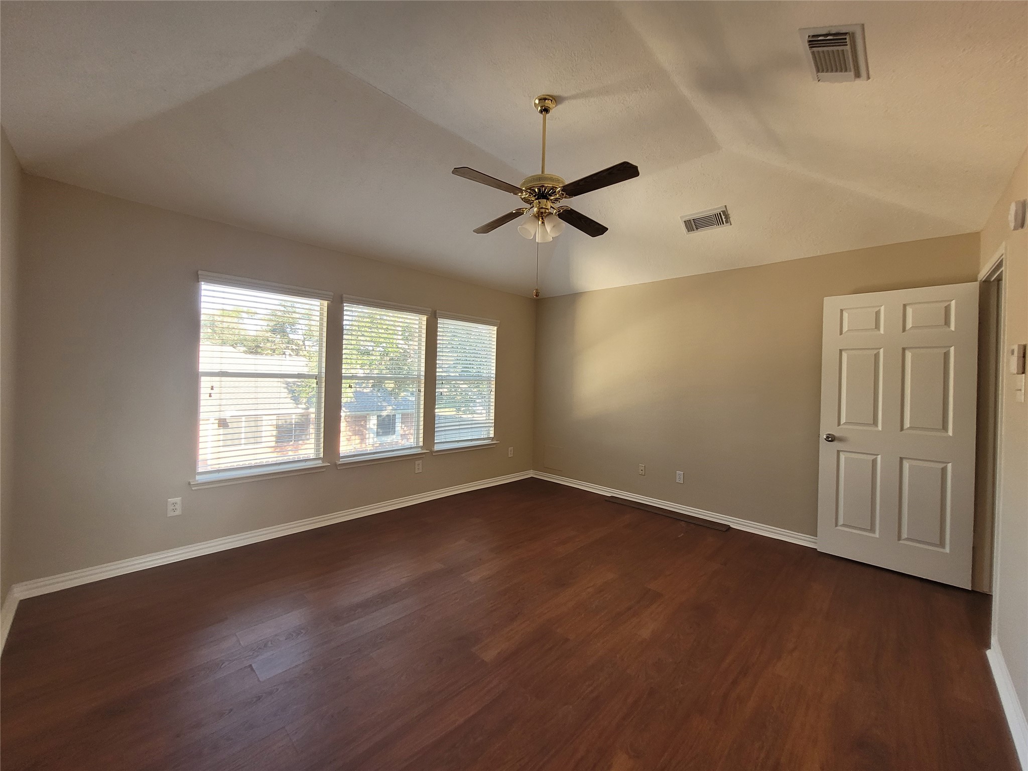1801 Oakbrook Circle Property Photo 36
