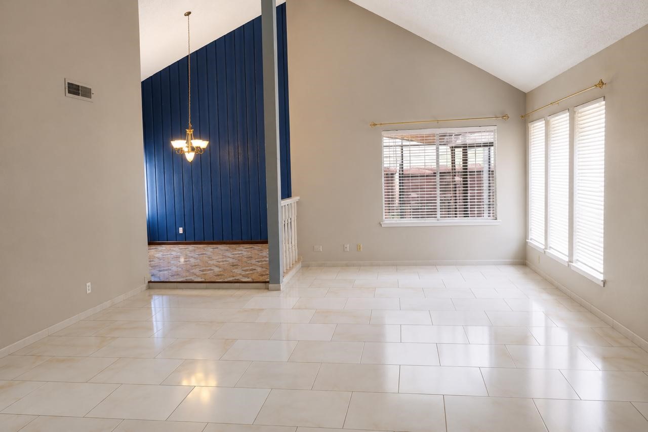 12714 Braewood Glen Lane Property Photo 4