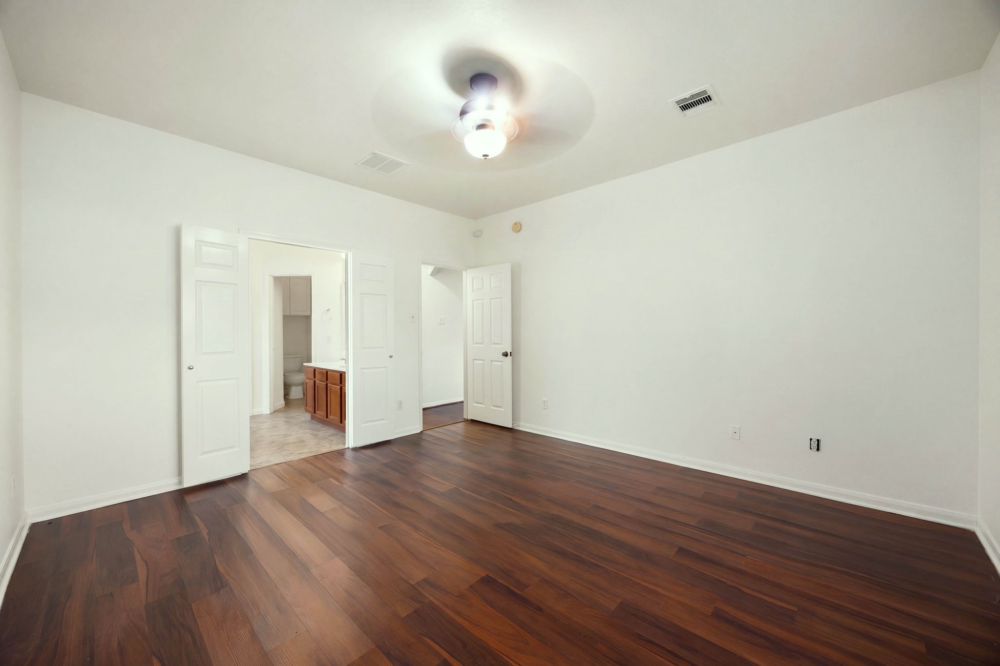 10003 Lynette Falls Drive Property Photo 23