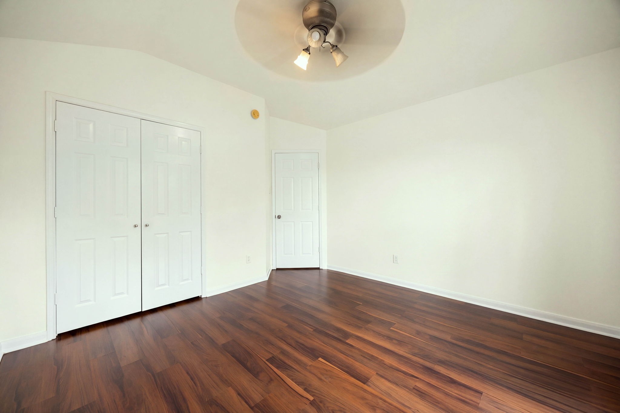 10003 Lynette Falls Drive Property Photo 37
