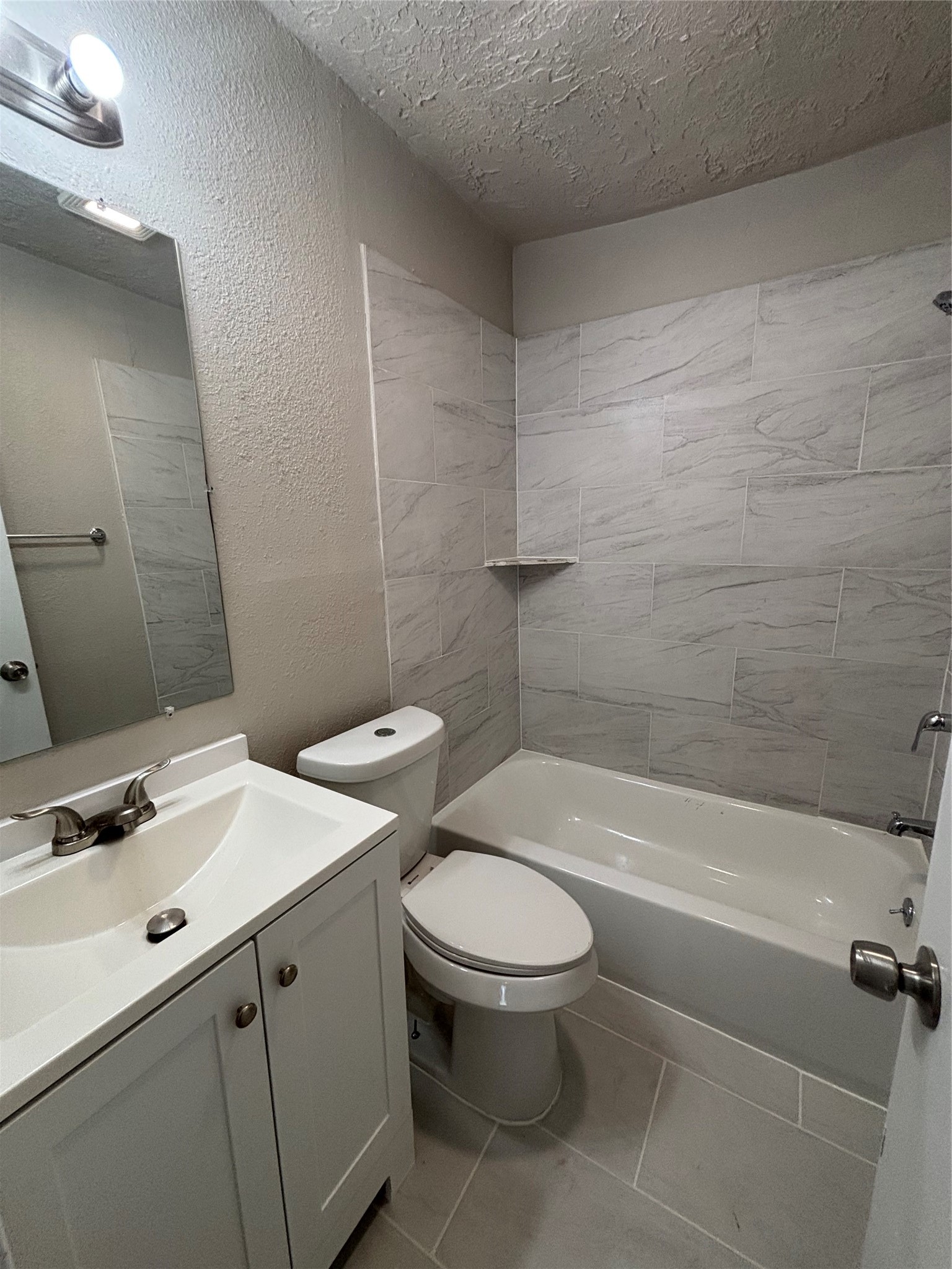 3335 Tuam 4 Property Photo 8